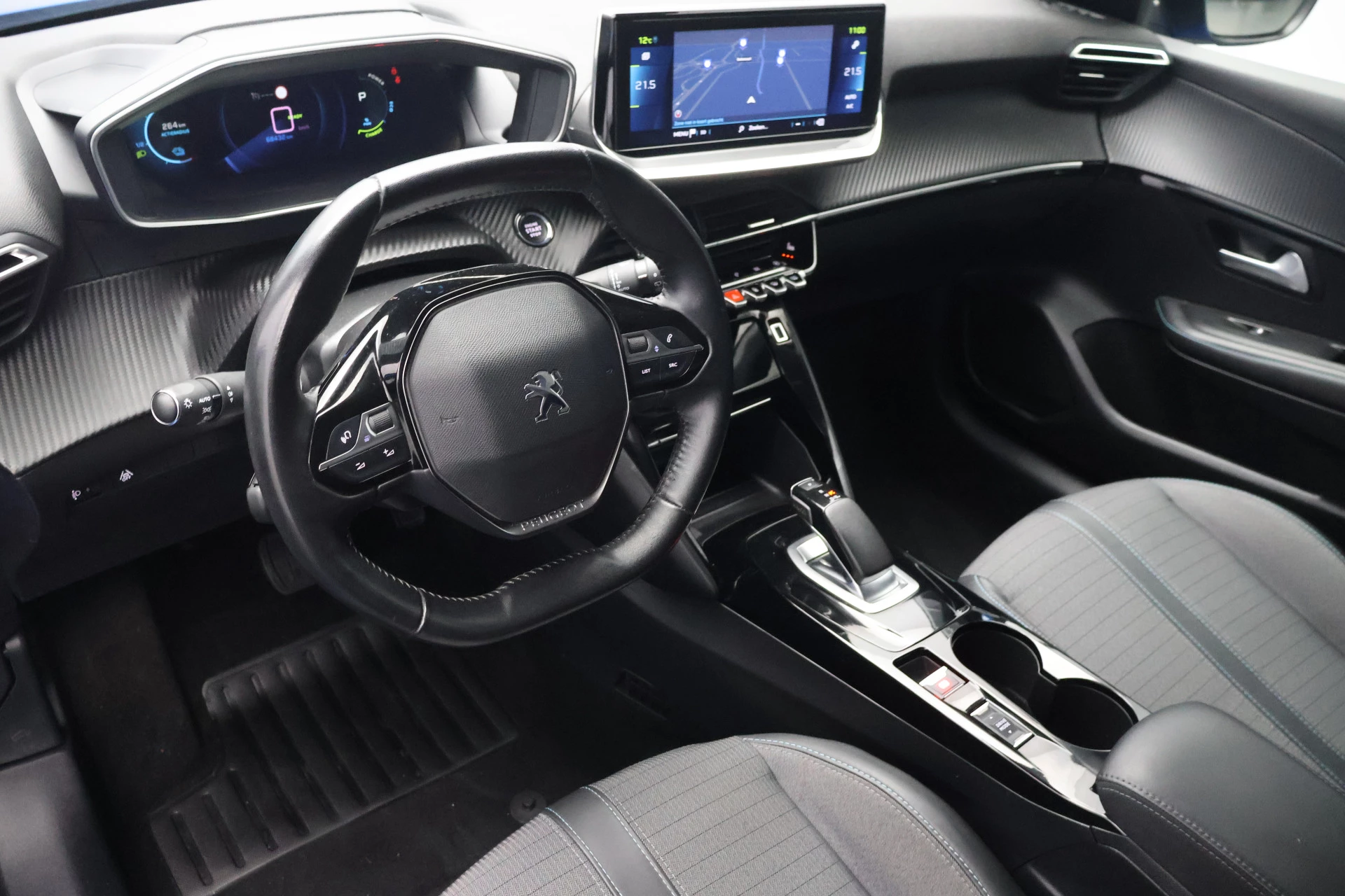 Hoofdafbeelding Peugeot e-208