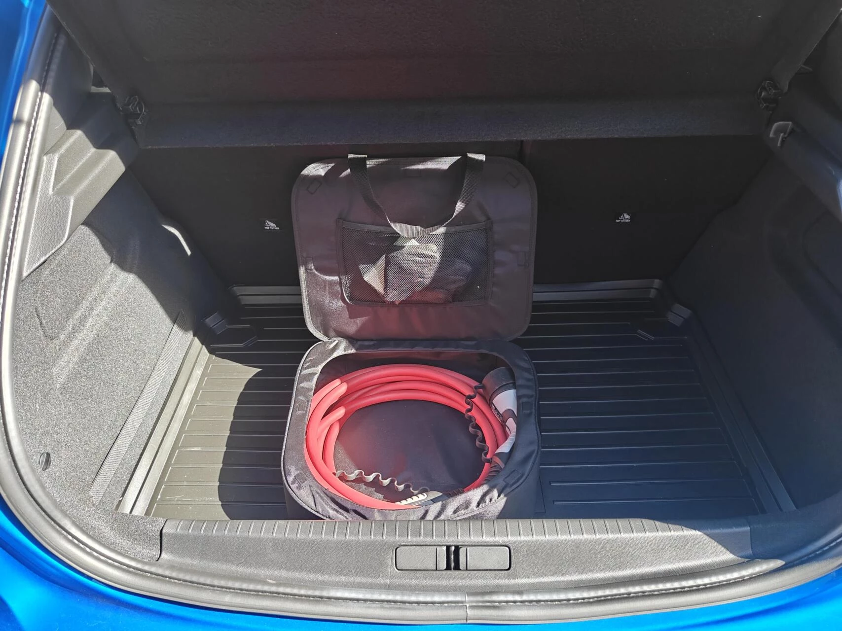 Hoofdafbeelding Peugeot e-208