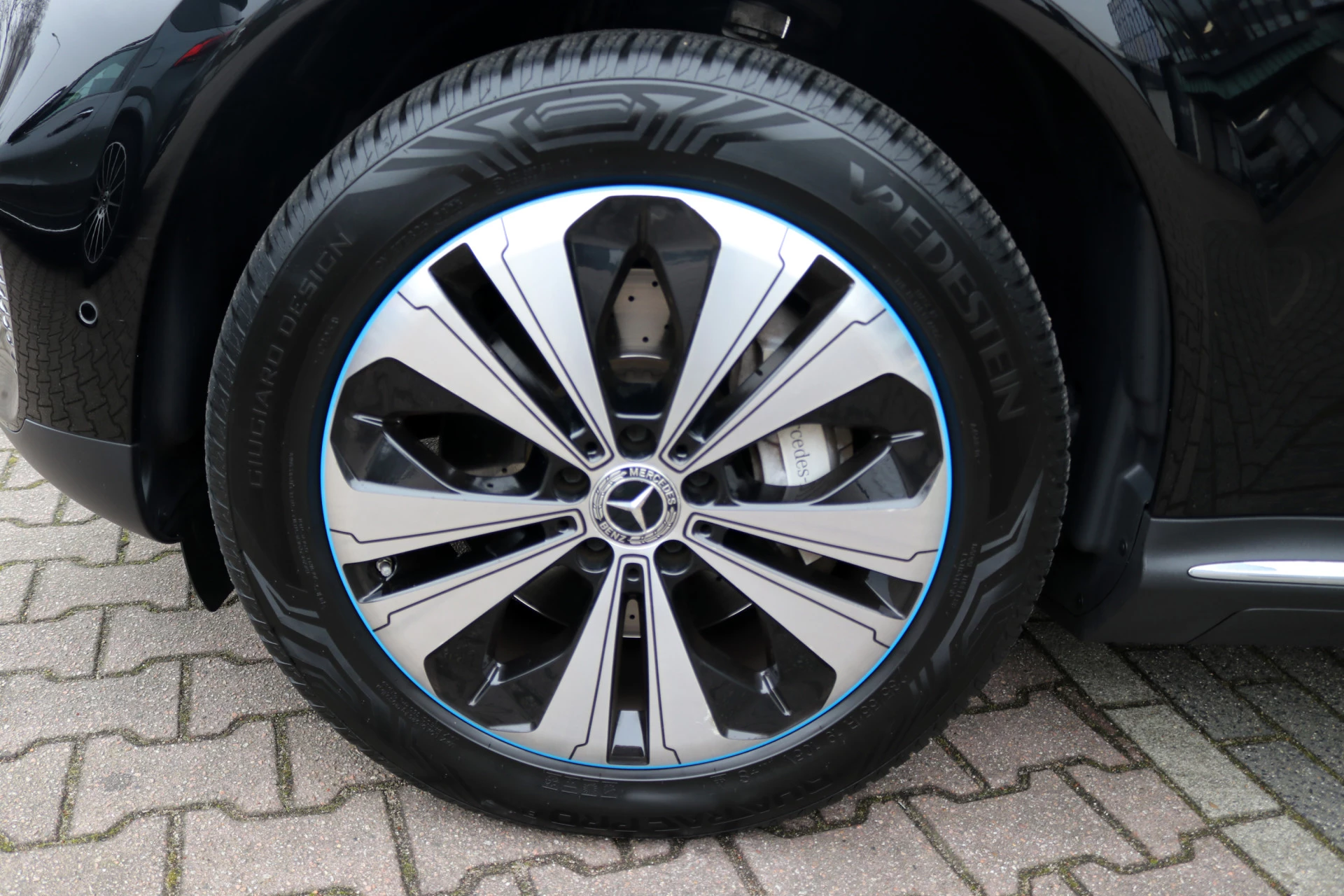 Hoofdafbeelding Mercedes-Benz EQC