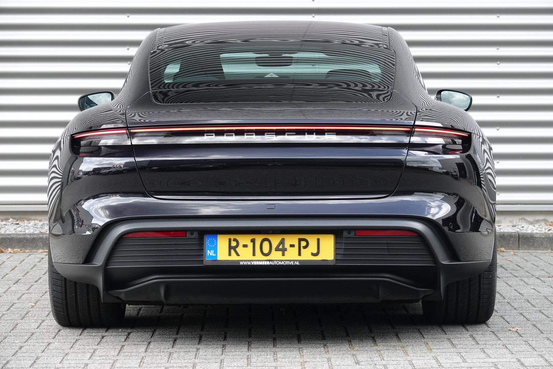 Hoofdafbeelding Porsche Taycan
