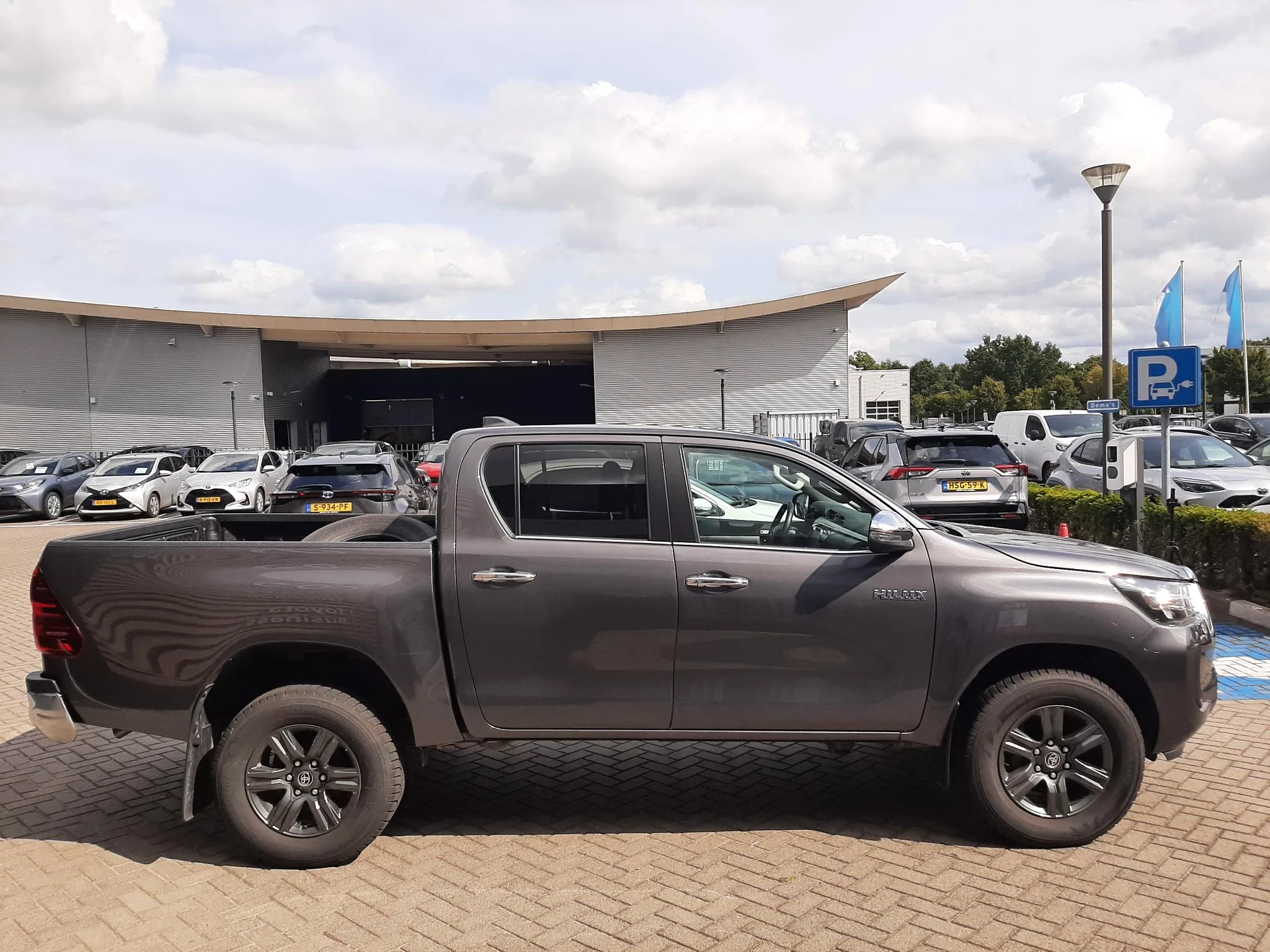 Hoofdafbeelding Toyota Hilux