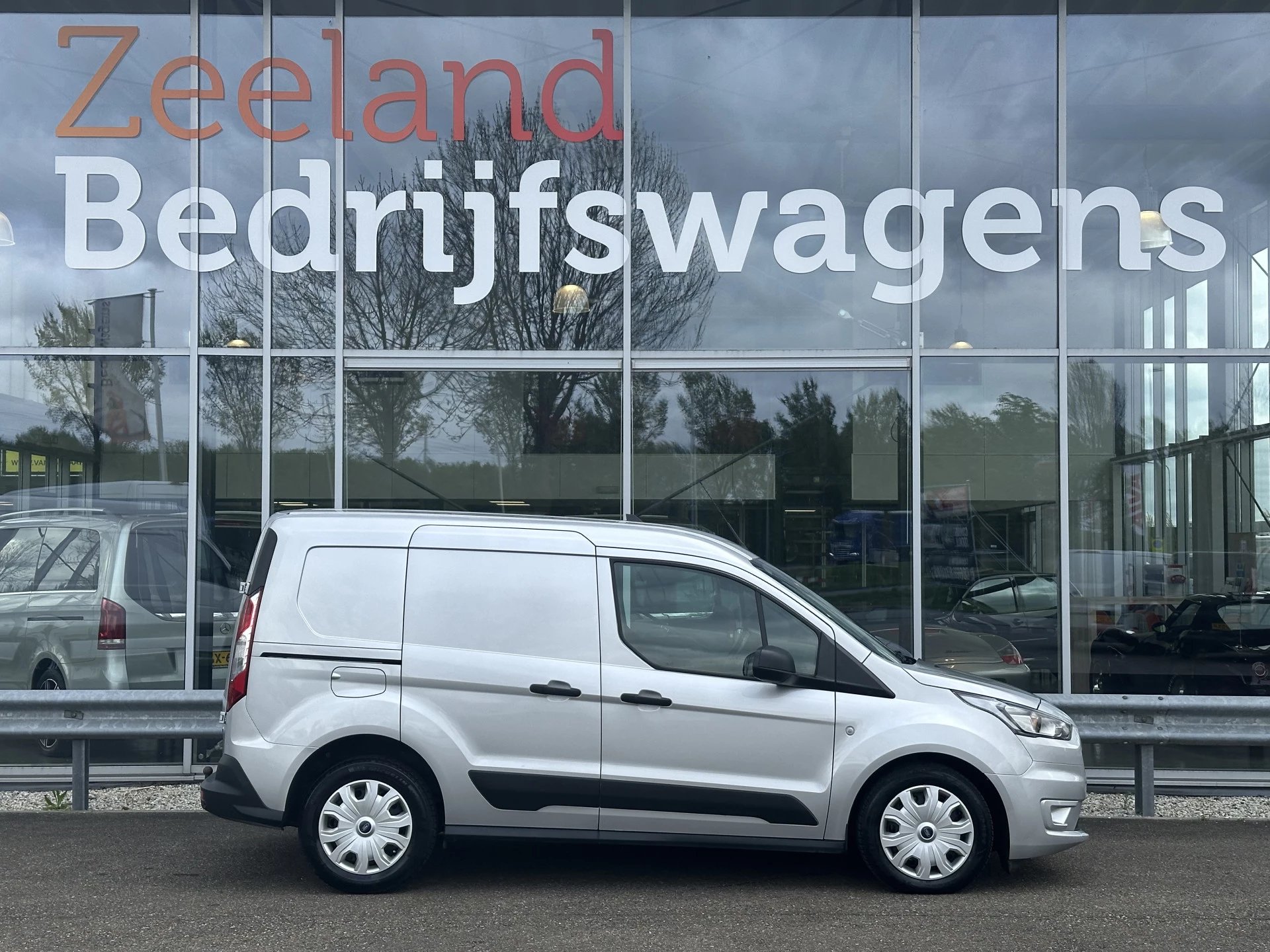 Hoofdafbeelding Ford Transit Connect