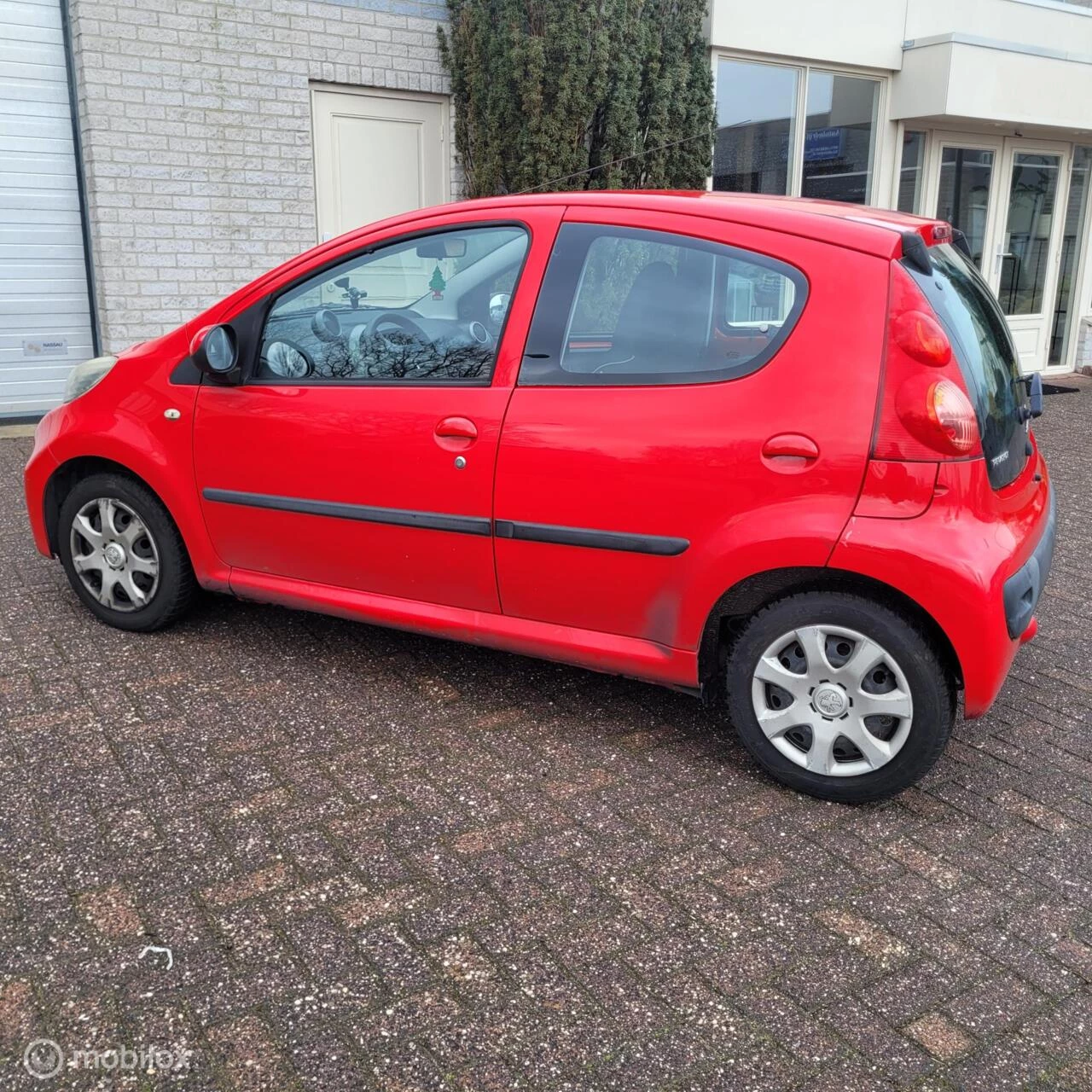 Hoofdafbeelding Peugeot 107