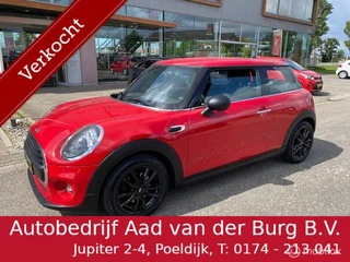Mini 1.5 First Pepper Bluetooth , Navigatie , Cruise controle , Nieuwe Velgen  Zwart hoogglans & banden