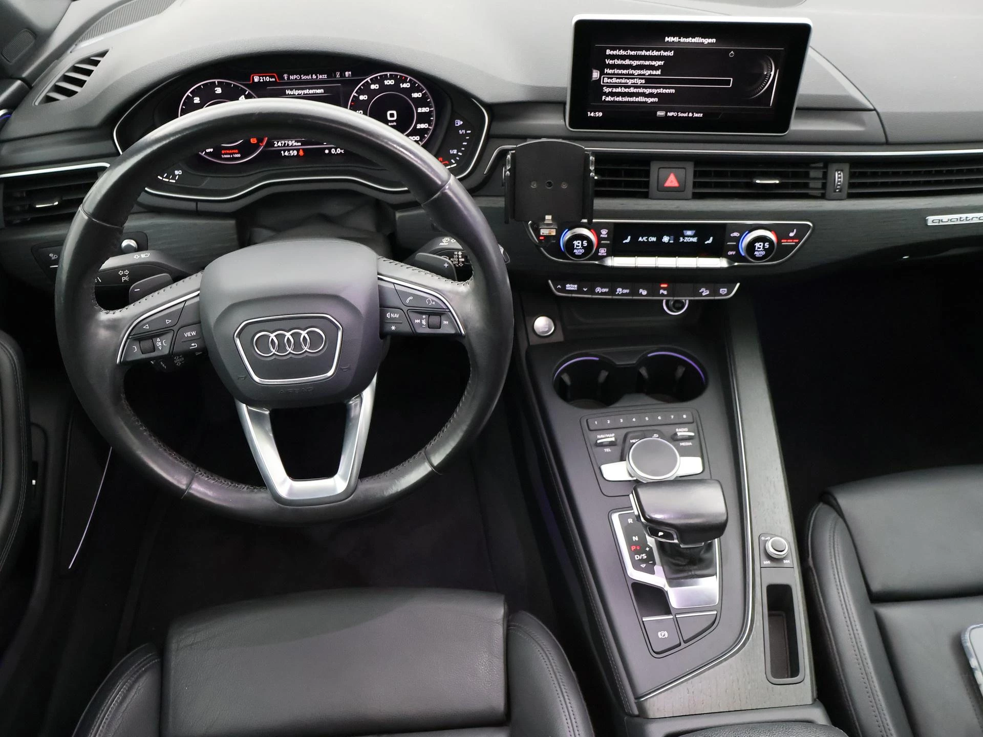 Hoofdafbeelding Audi A4