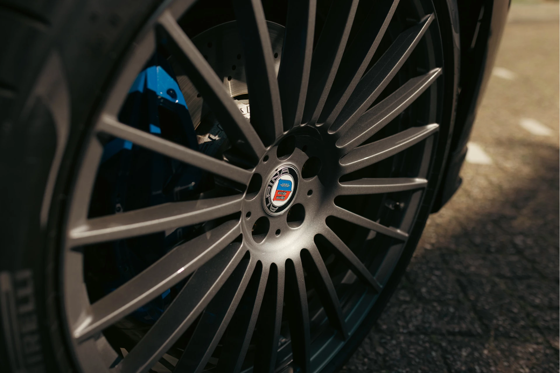 Hoofdafbeelding Alpina XB7