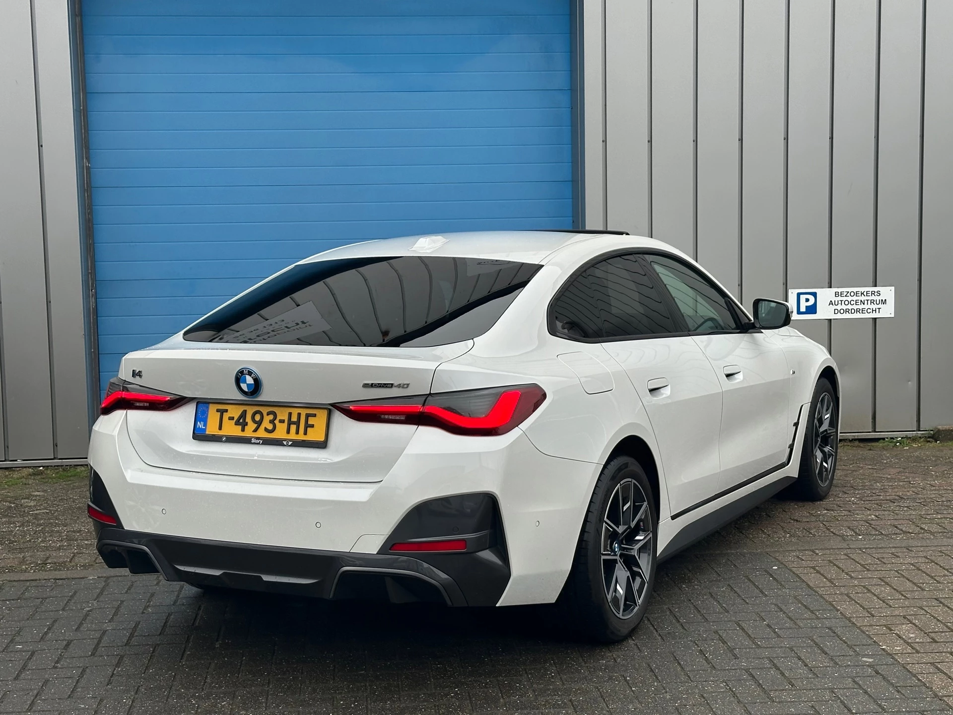 Hoofdafbeelding BMW i4