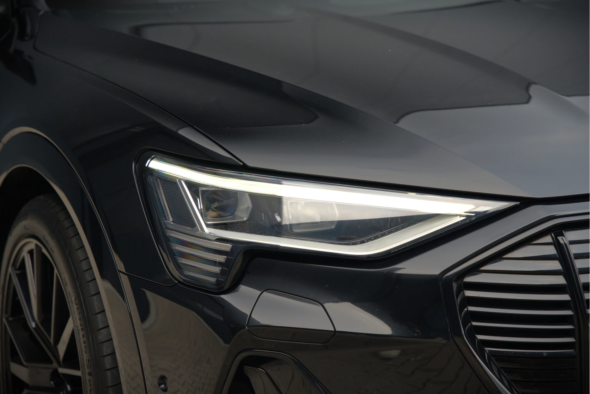 Hoofdafbeelding Audi e-tron