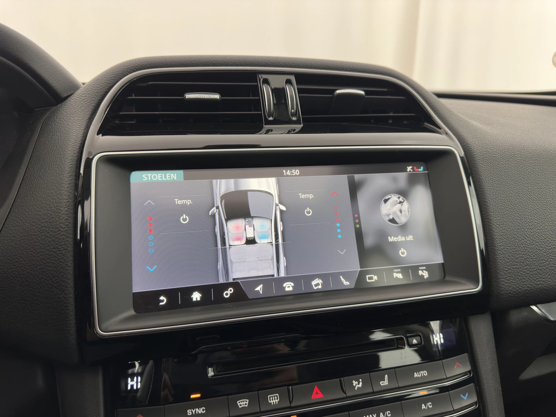 Hoofdafbeelding Jaguar F-PACE