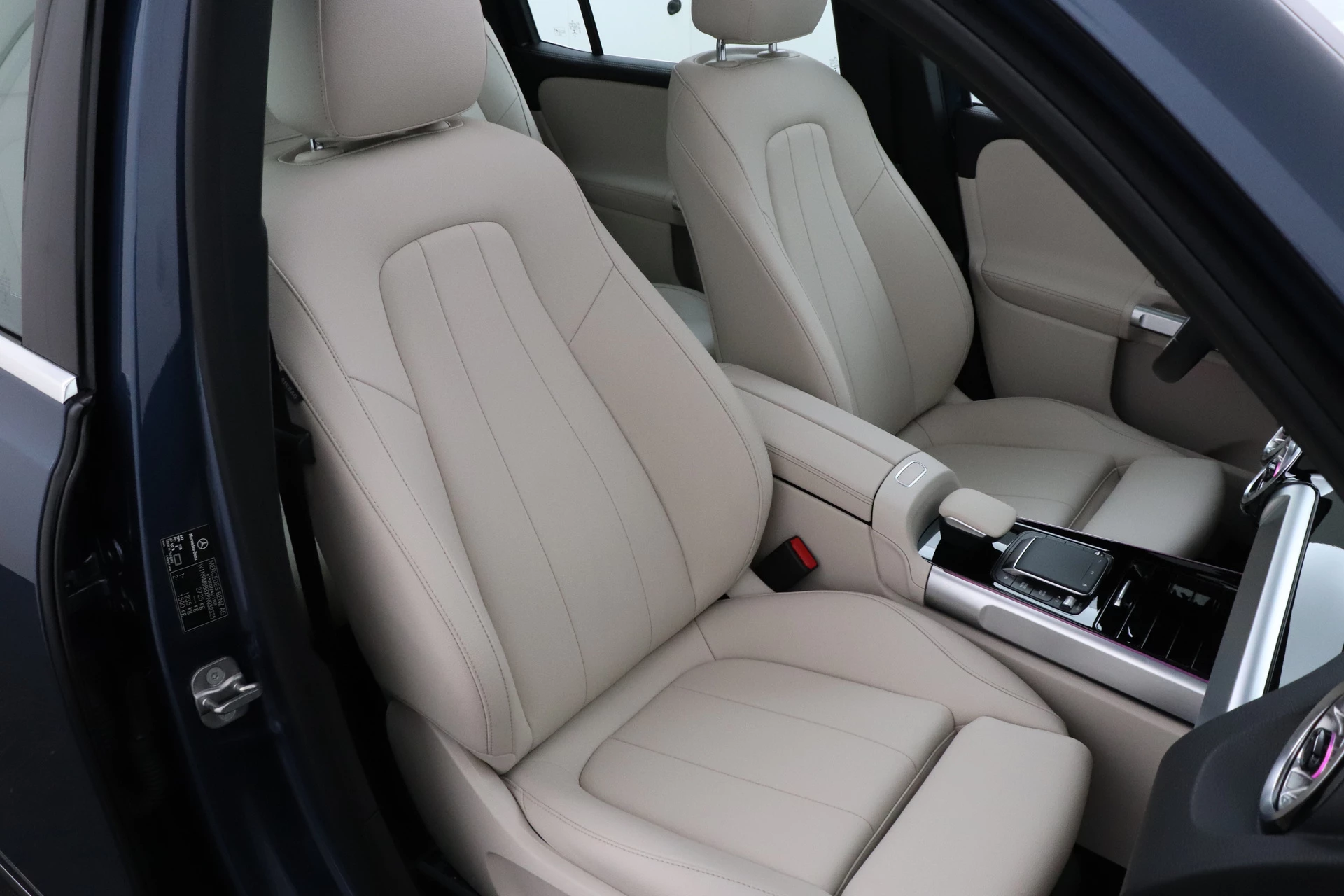 Hoofdafbeelding Mercedes-Benz EQB