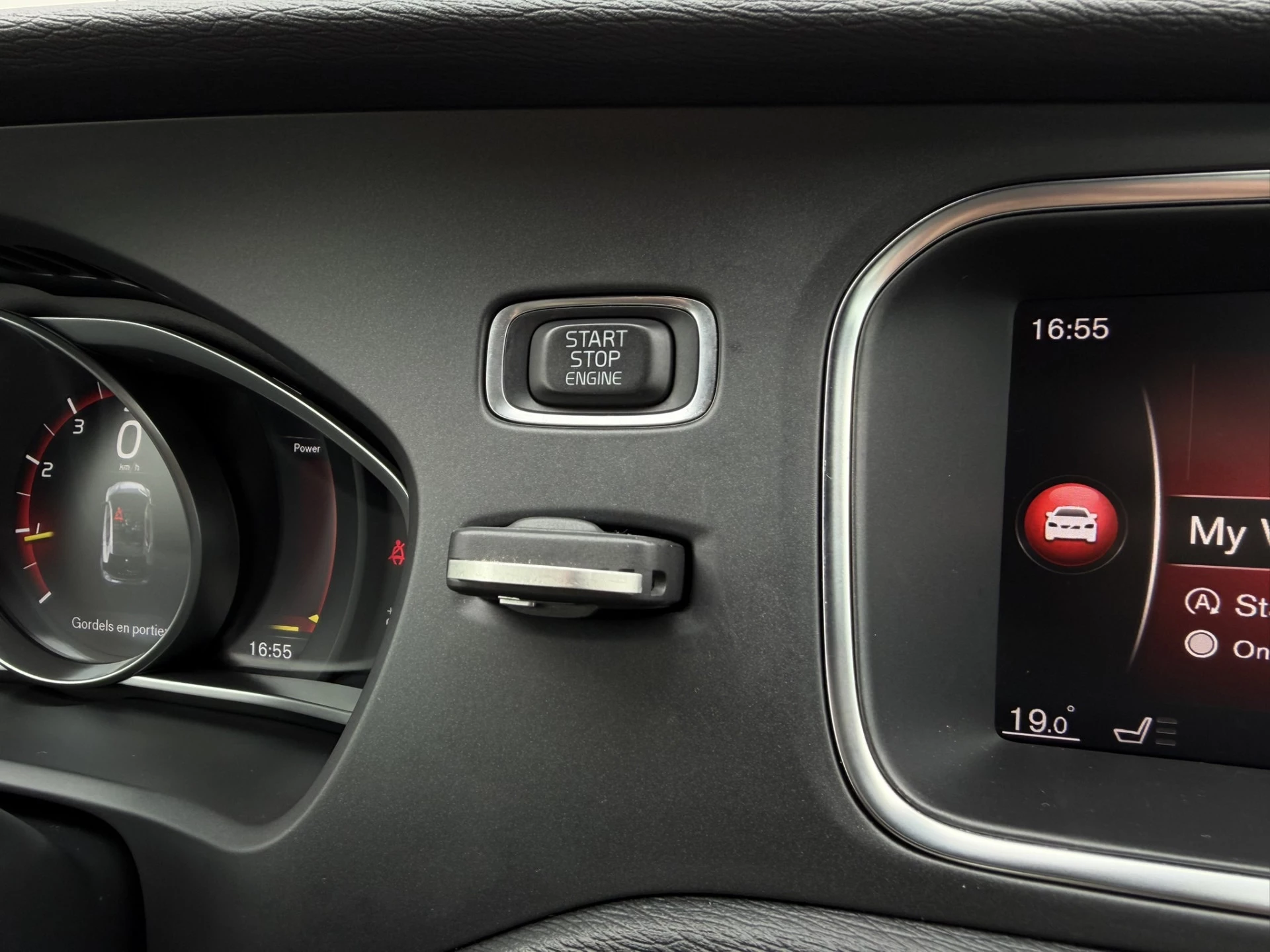 Hoofdafbeelding Volvo V40