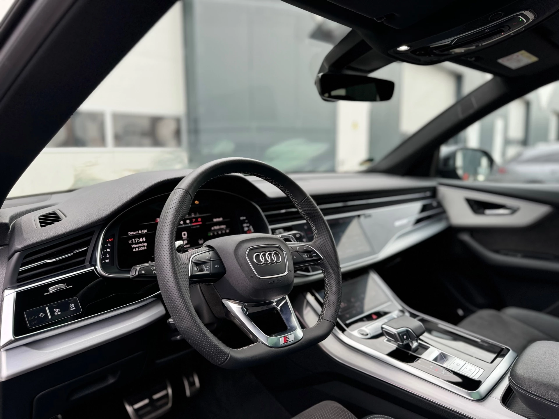 Hoofdafbeelding Audi Q8