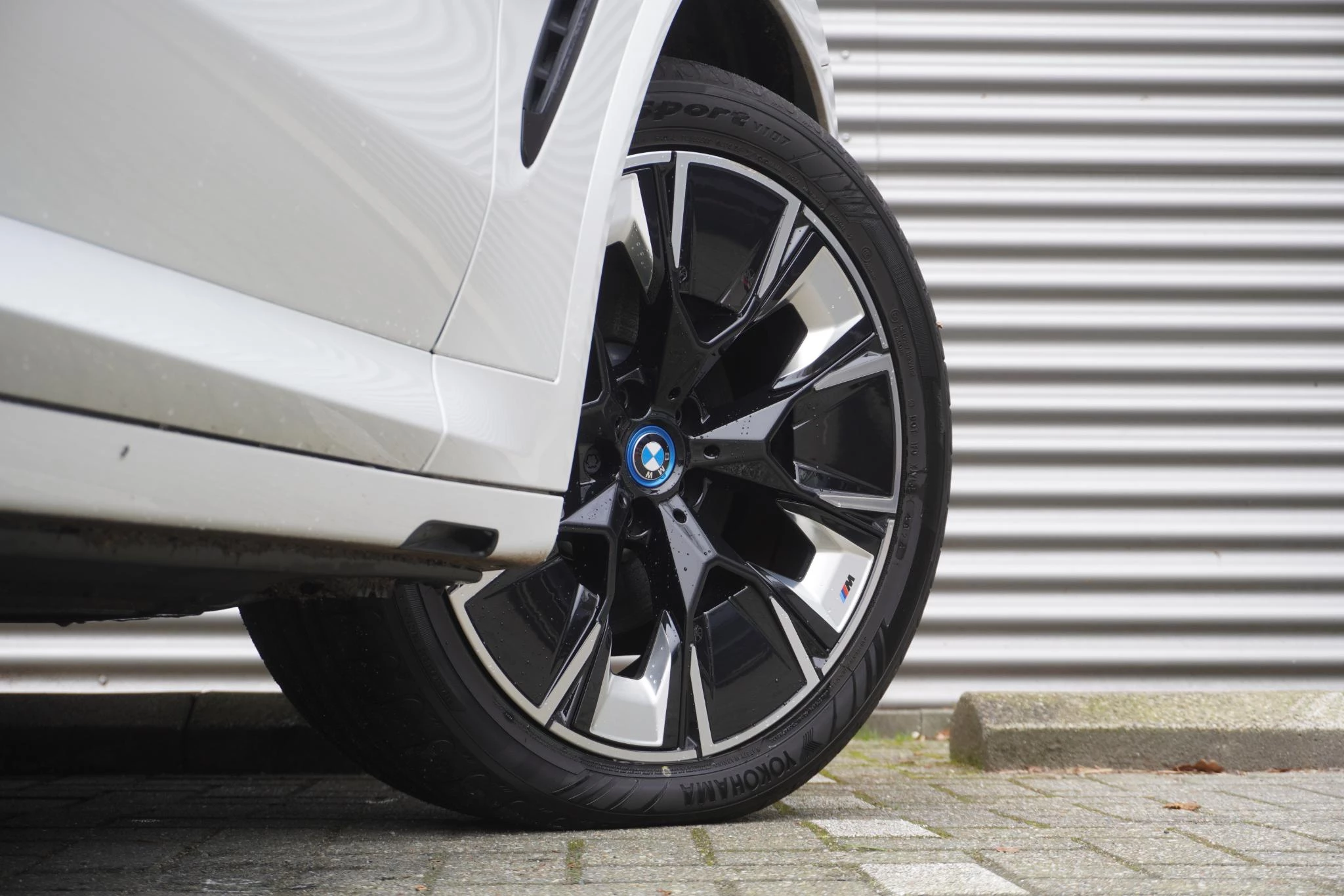 Hoofdafbeelding BMW iX3