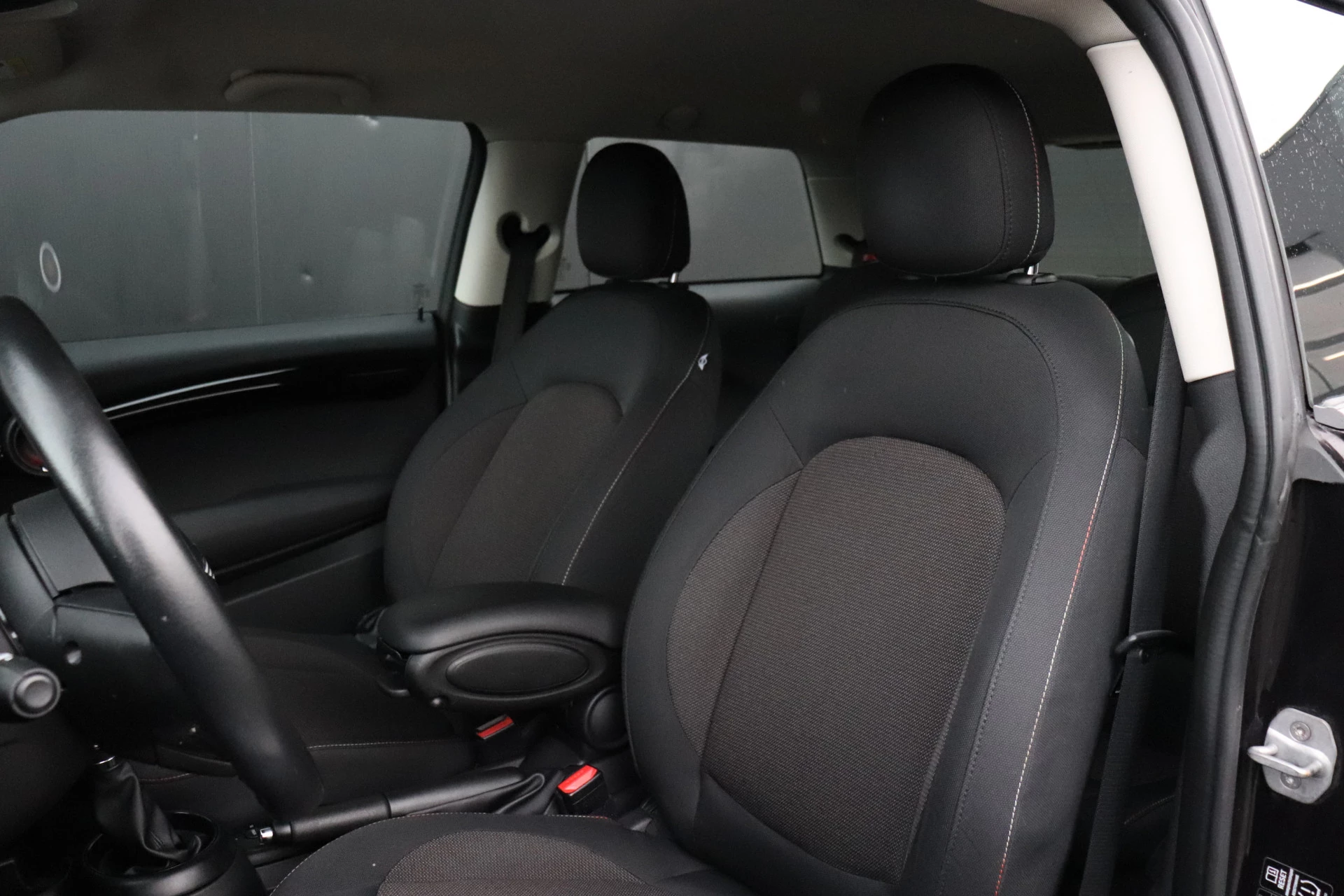 Hoofdafbeelding MINI One