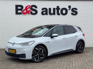 Volkswagen ID.3 First Plus 58 kWh Adaptive cruise Climate Stuur-/stoelverwarming Navi Apple / Android DAB