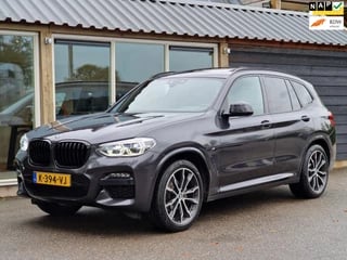 BMW X3 XDrive20i High Executive M-Sport (NL-Auto / Panoramadak / Sportstoelen / Leder / Led / Camera / PDC)