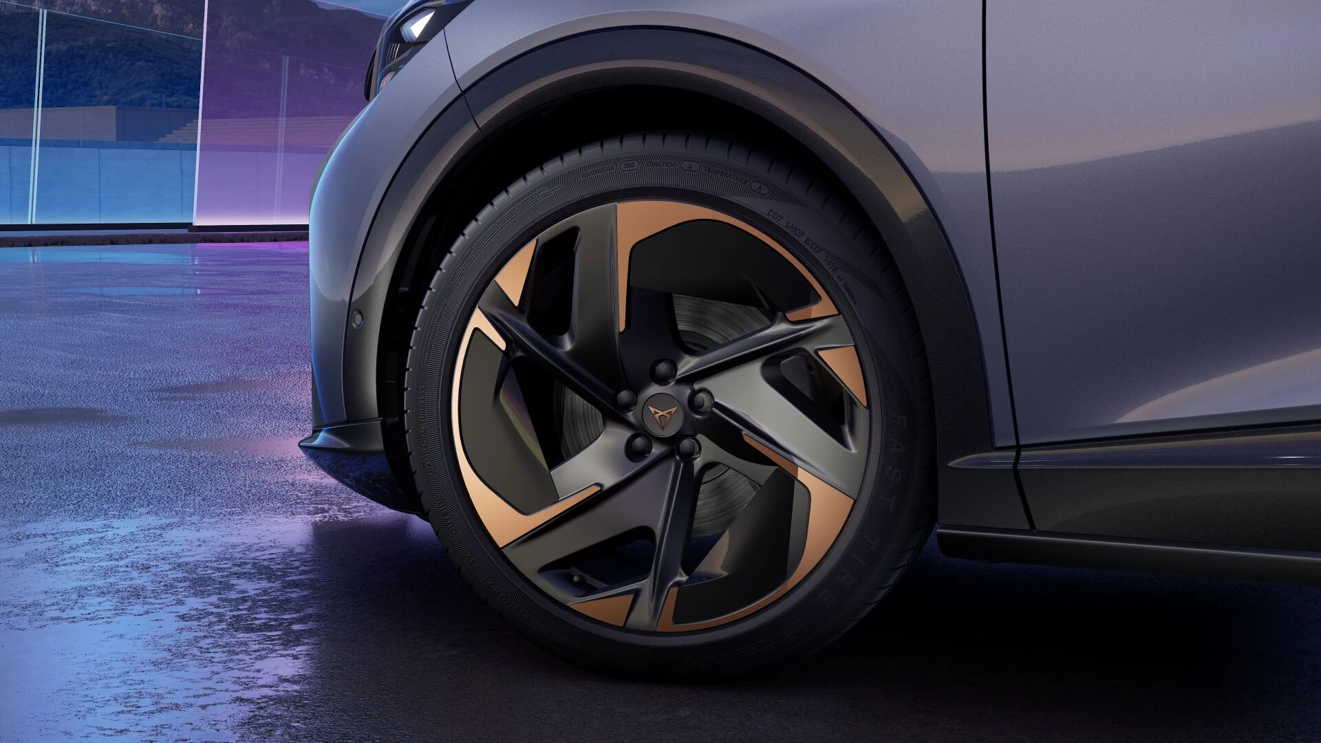 Hoofdafbeelding CUPRA Tavascan