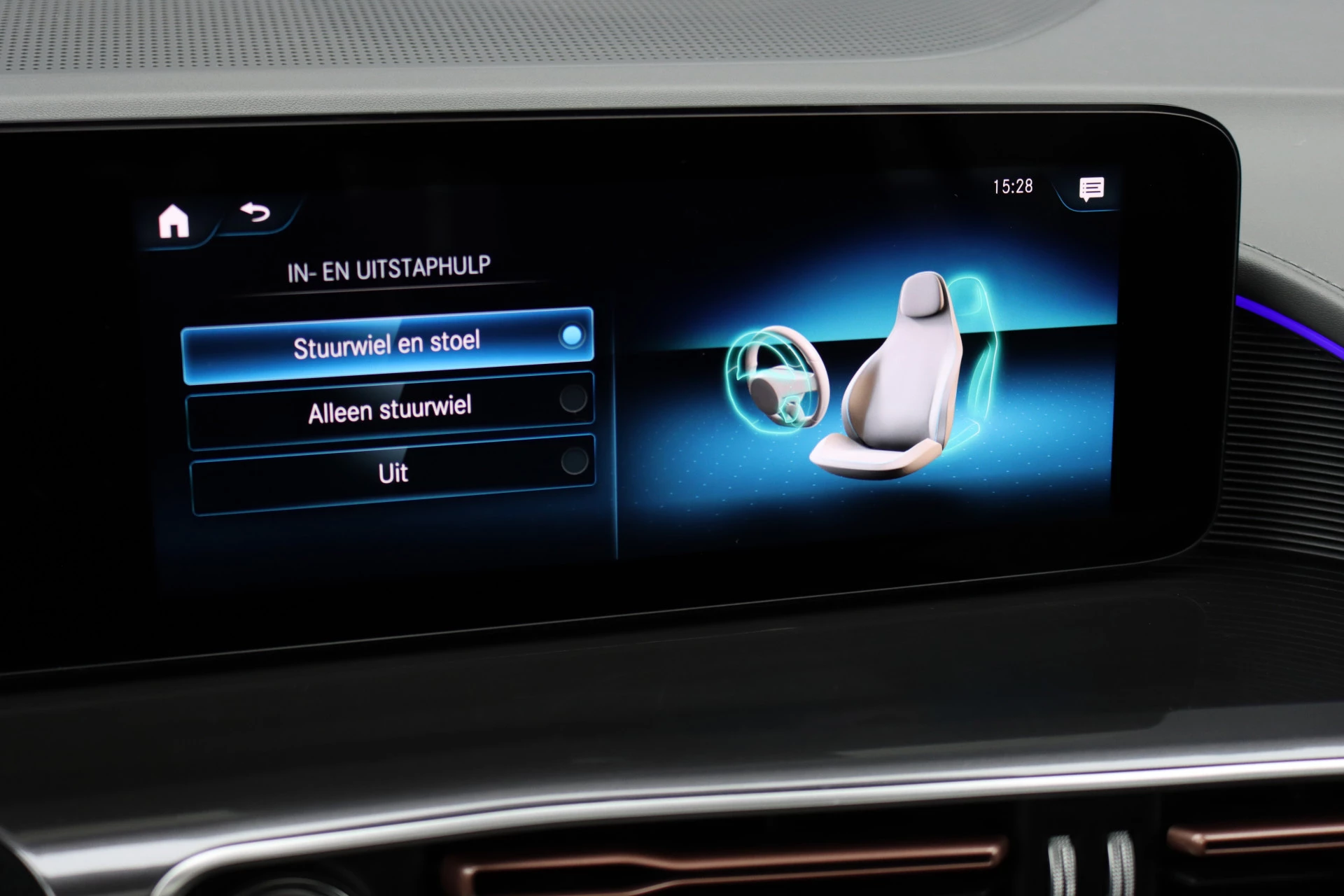 Hoofdafbeelding Mercedes-Benz EQC