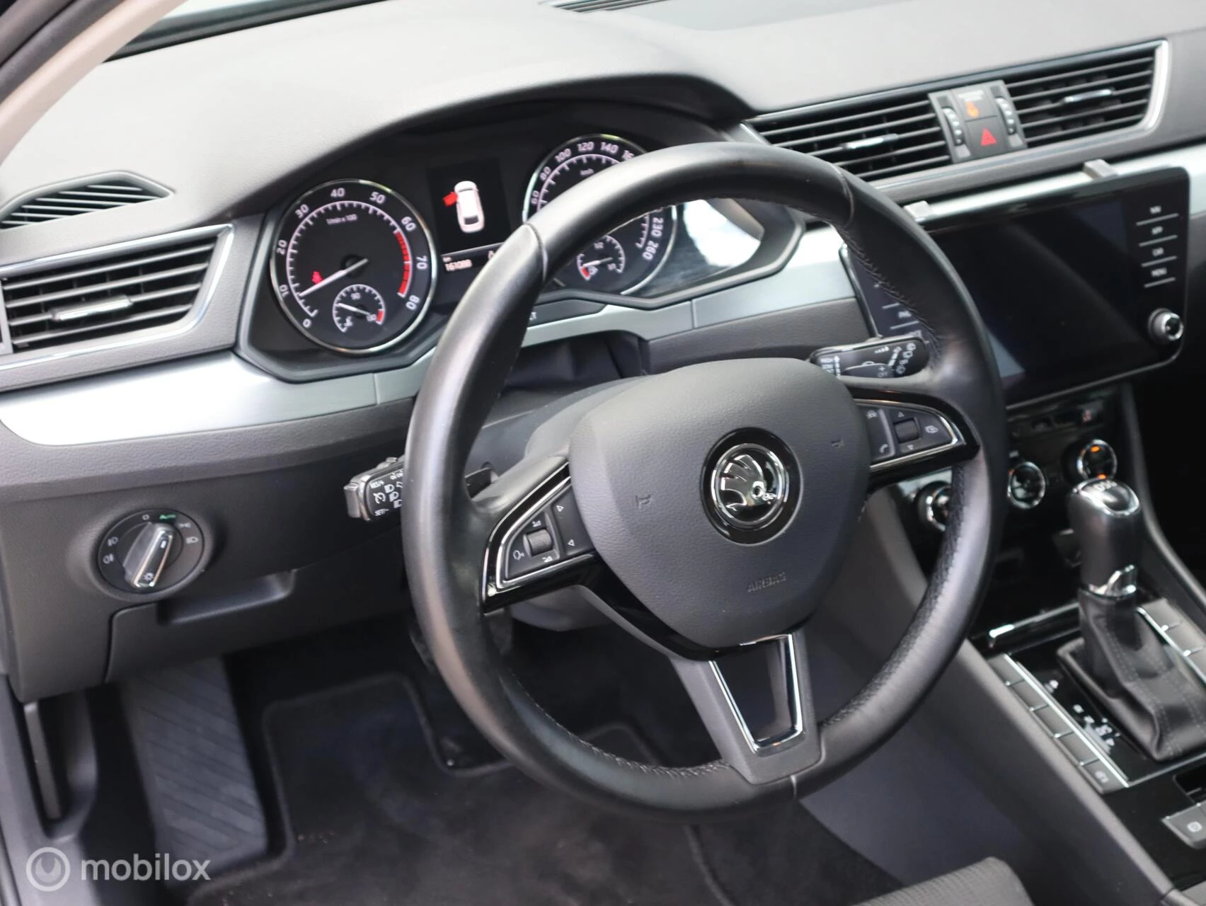 Hoofdafbeelding Škoda Superb