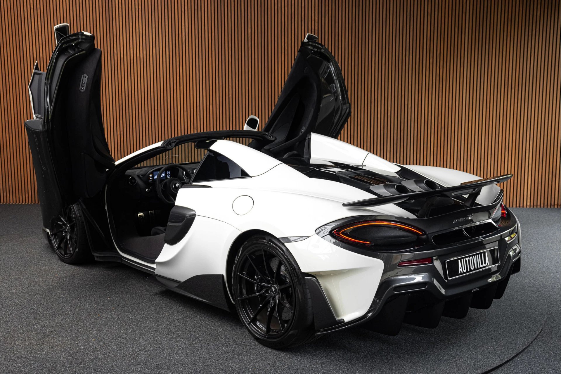 Hoofdafbeelding McLaren 600LT