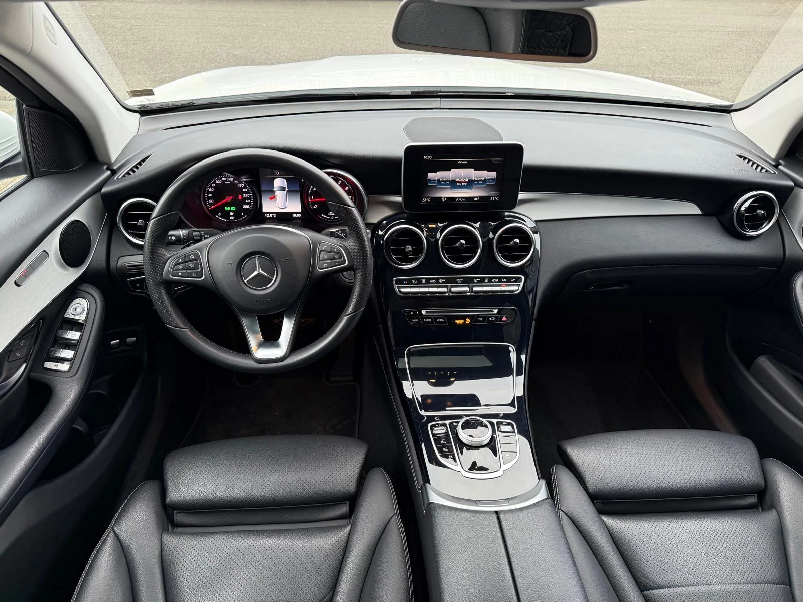 Hoofdafbeelding Mercedes-Benz GLC