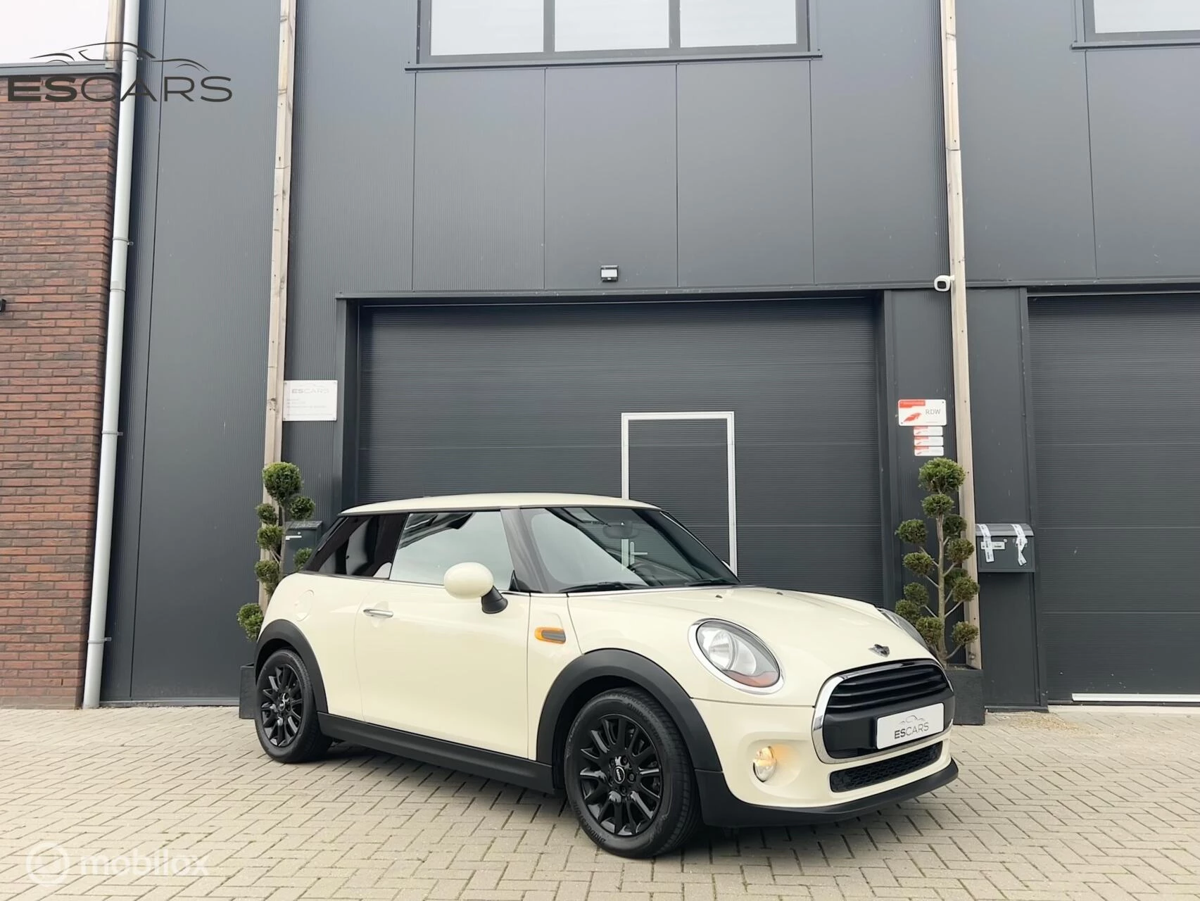 Hoofdafbeelding MINI One