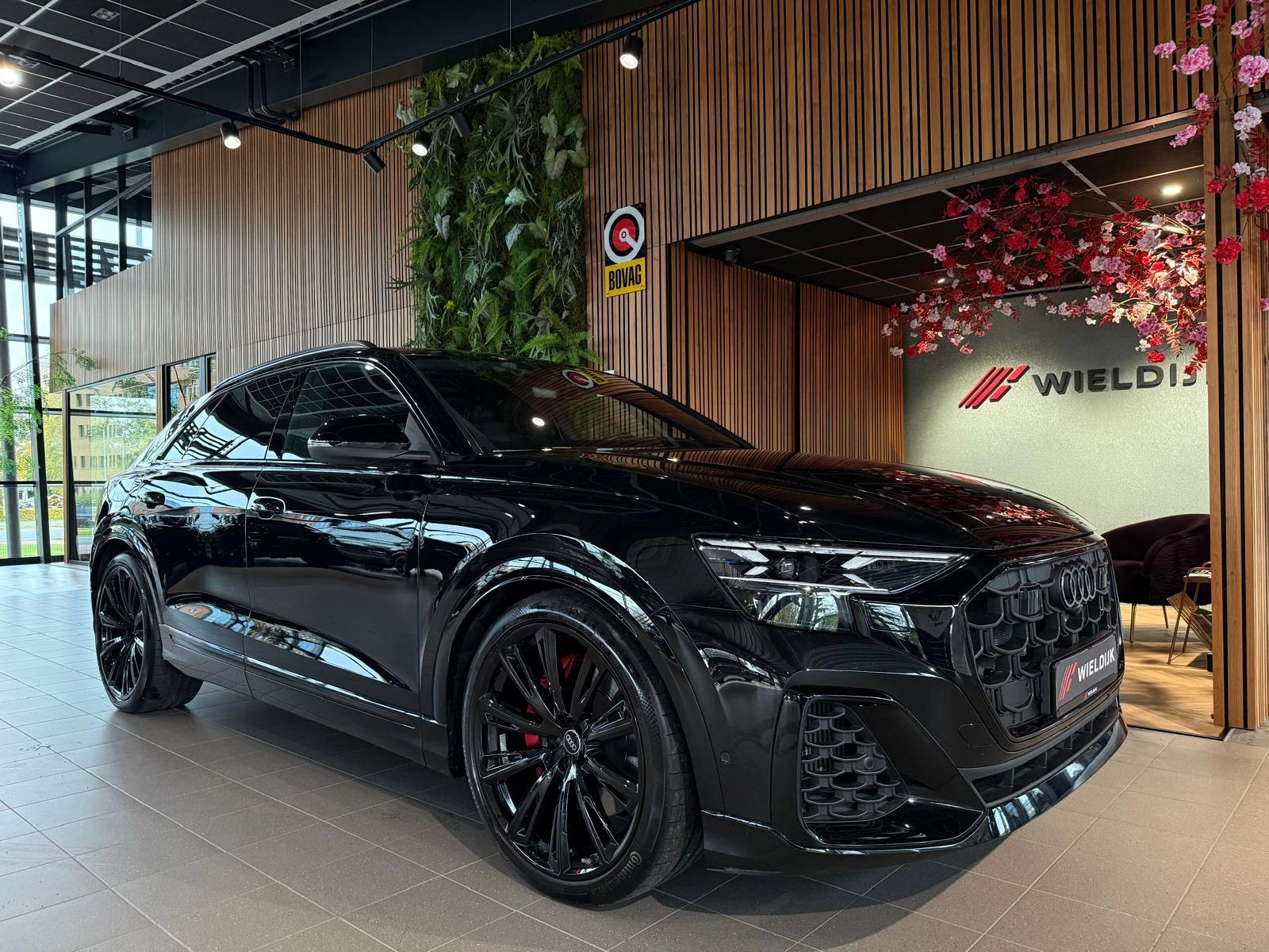 Hoofdafbeelding Audi Q8