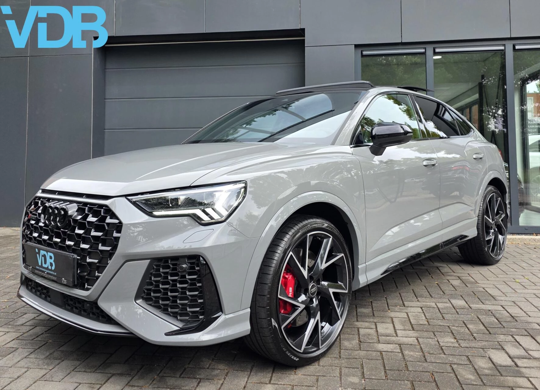 Hoofdafbeelding Audi RSQ3