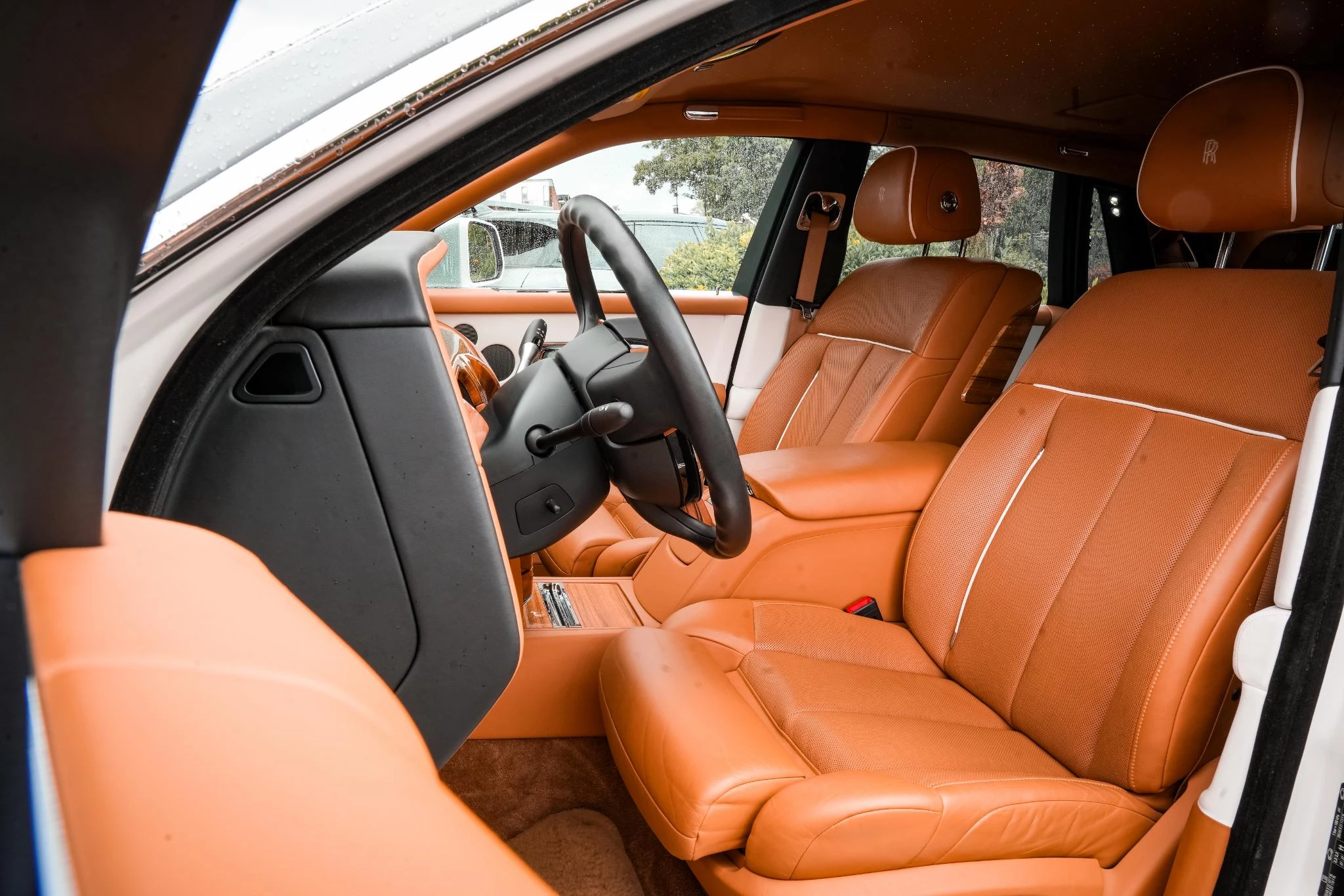 Hoofdafbeelding Rolls-Royce Phantom