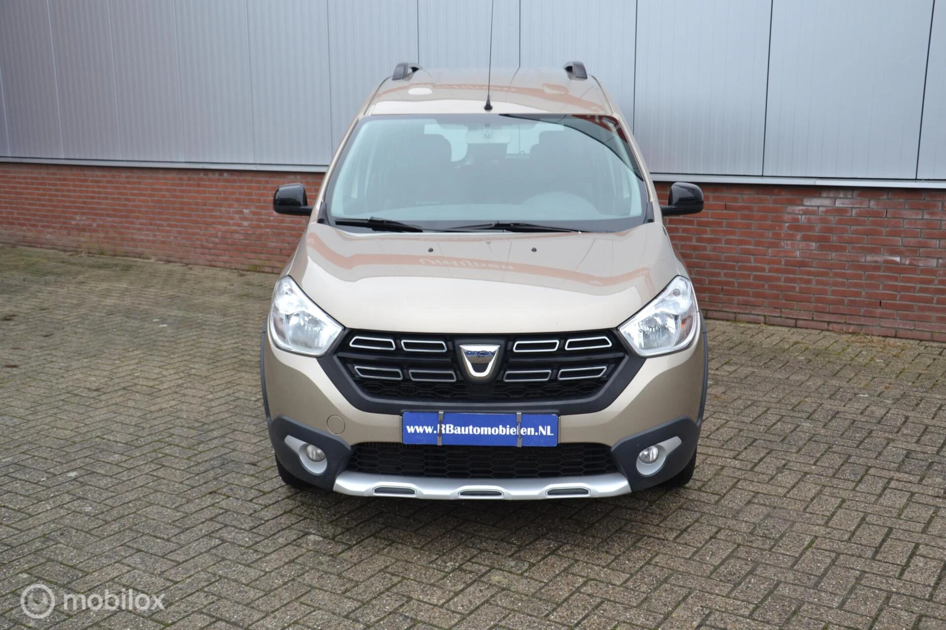 Hoofdafbeelding Dacia Dokker