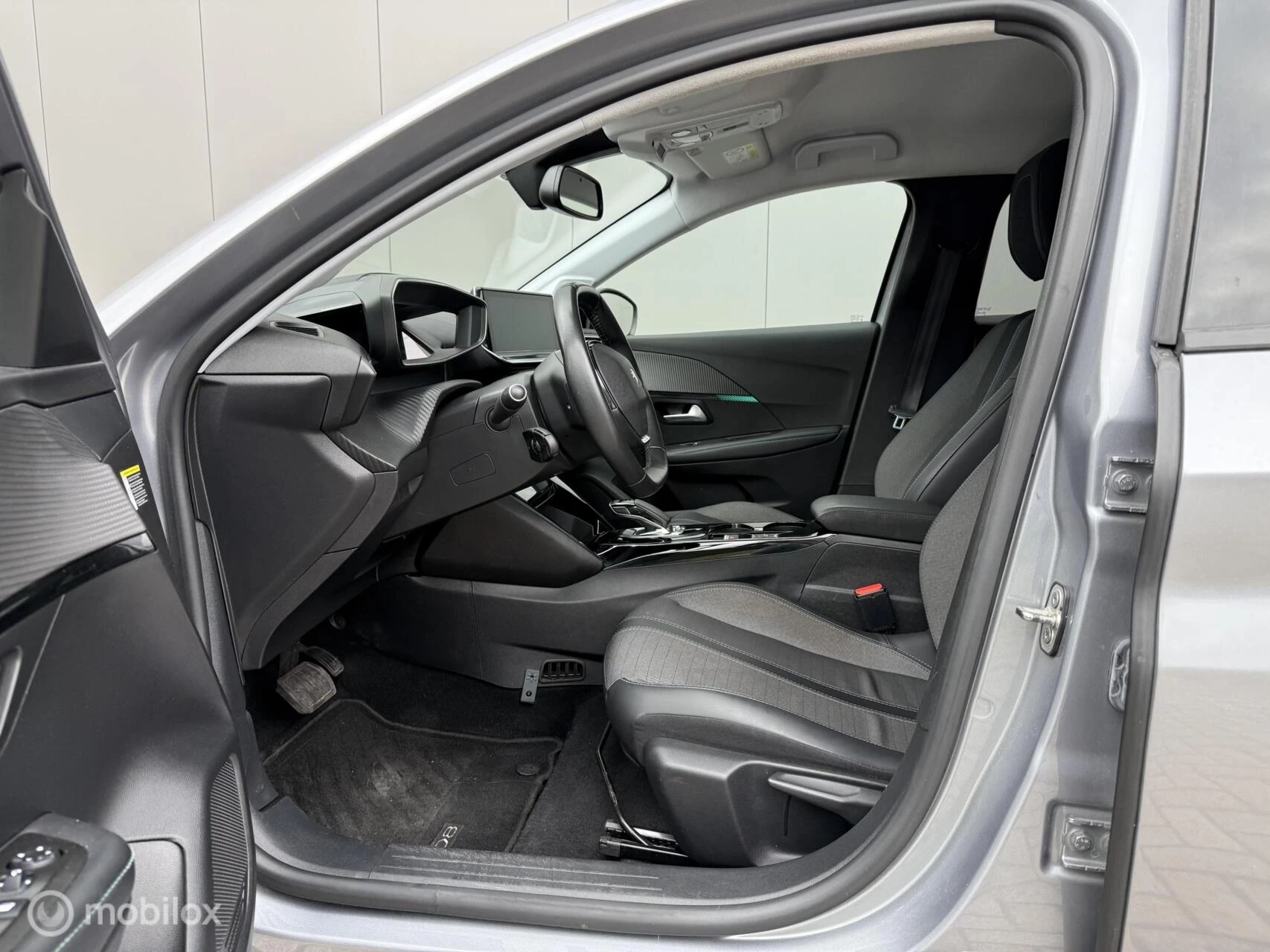 Hoofdafbeelding Peugeot e-208