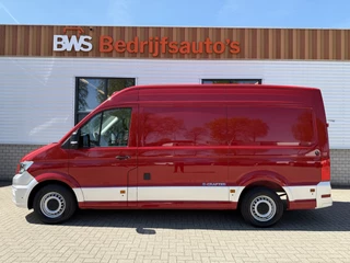 Hoofdafbeelding Volkswagen Crafter Volkswagen Crafter e-Crafter L3H3 36 kWh / Thermo King koel vries dag en nacht koeling - 22 graden celsius / rijbereik 120 km / airco / cruise / camera / pdc rondom / zero emissie