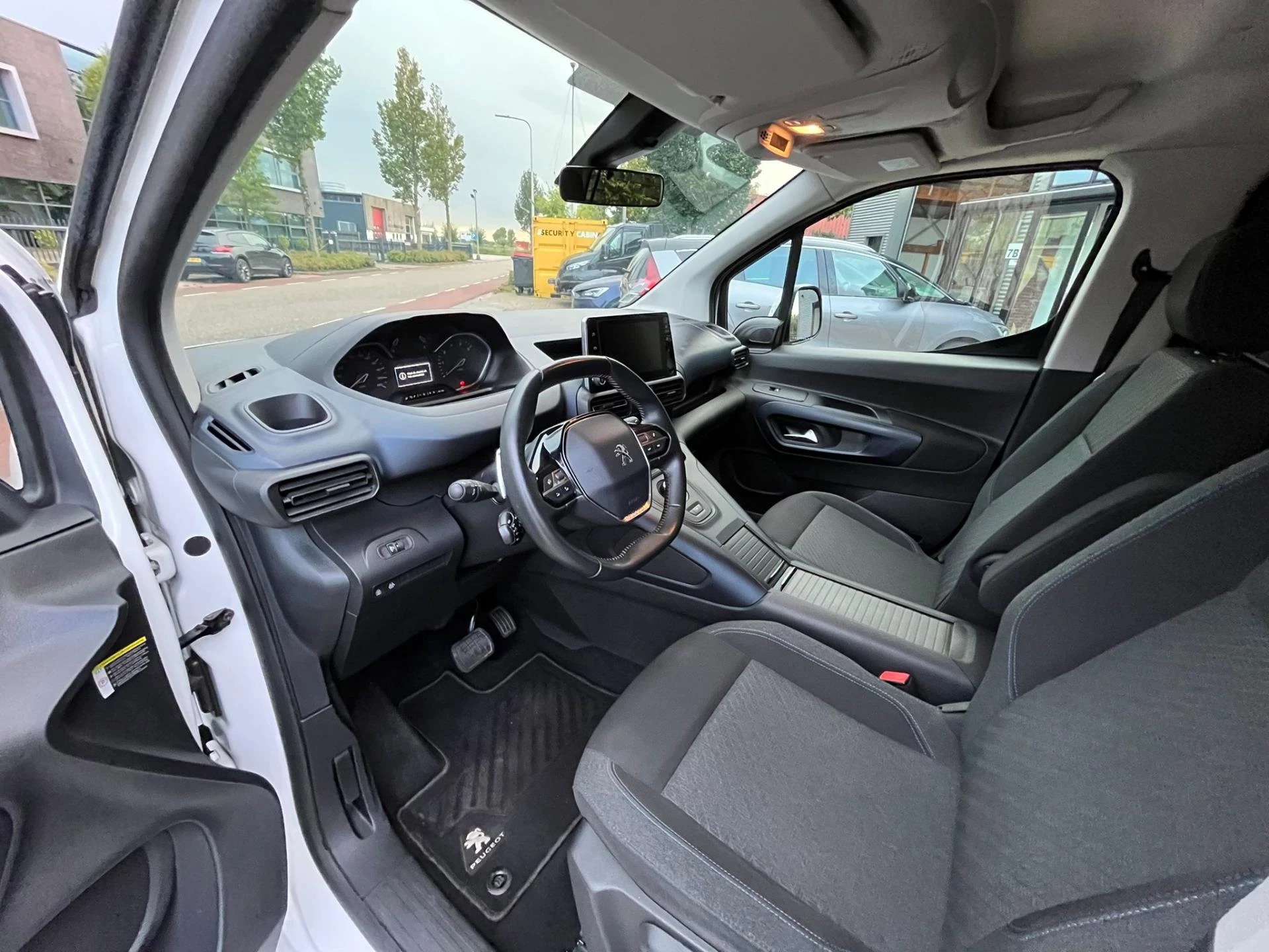 Hoofdafbeelding Peugeot Rifter