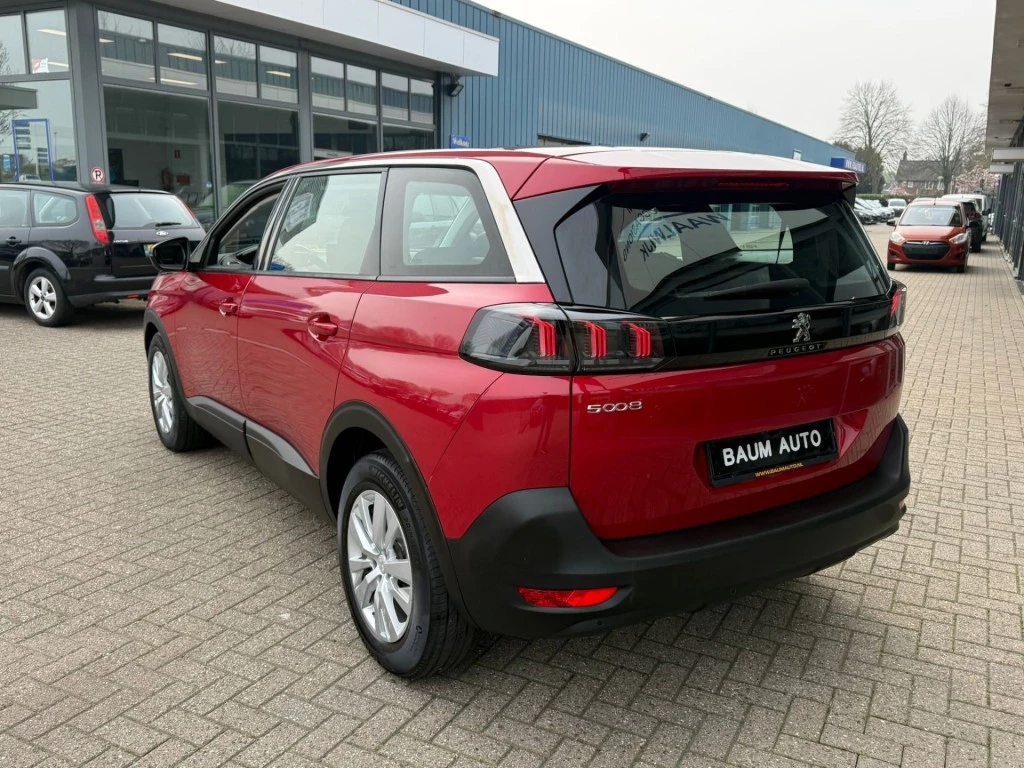 Hoofdafbeelding Peugeot 5008