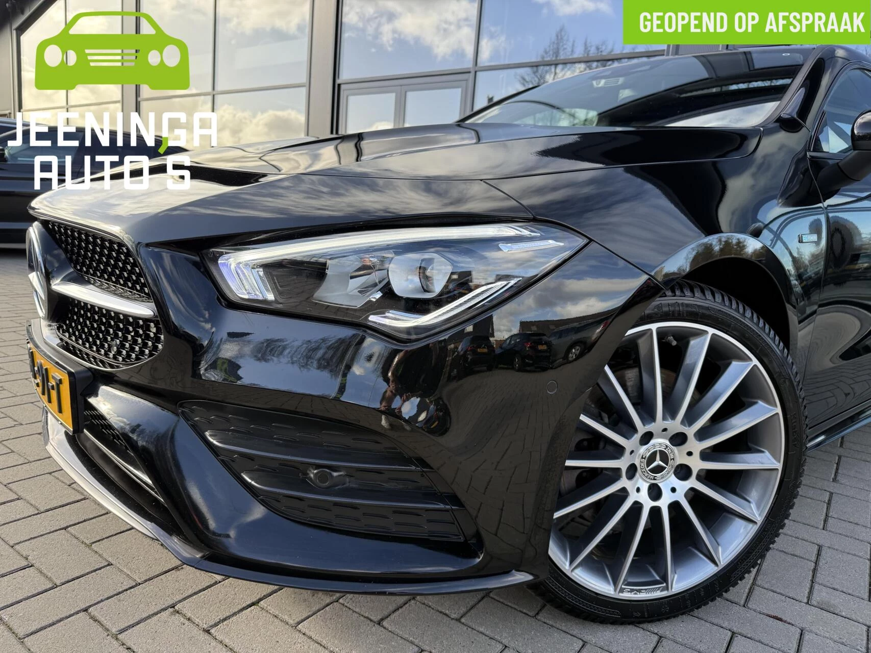 Hoofdafbeelding Mercedes-Benz CLA