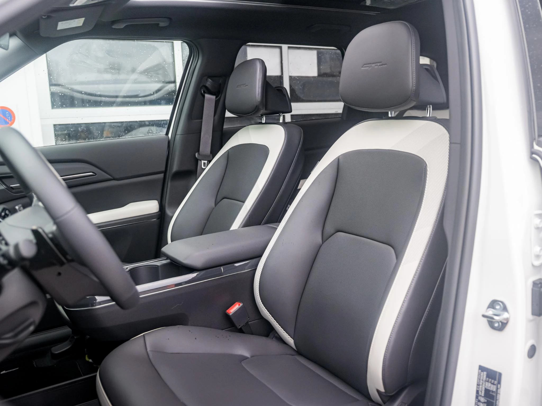 Hoofdafbeelding Kia EV5