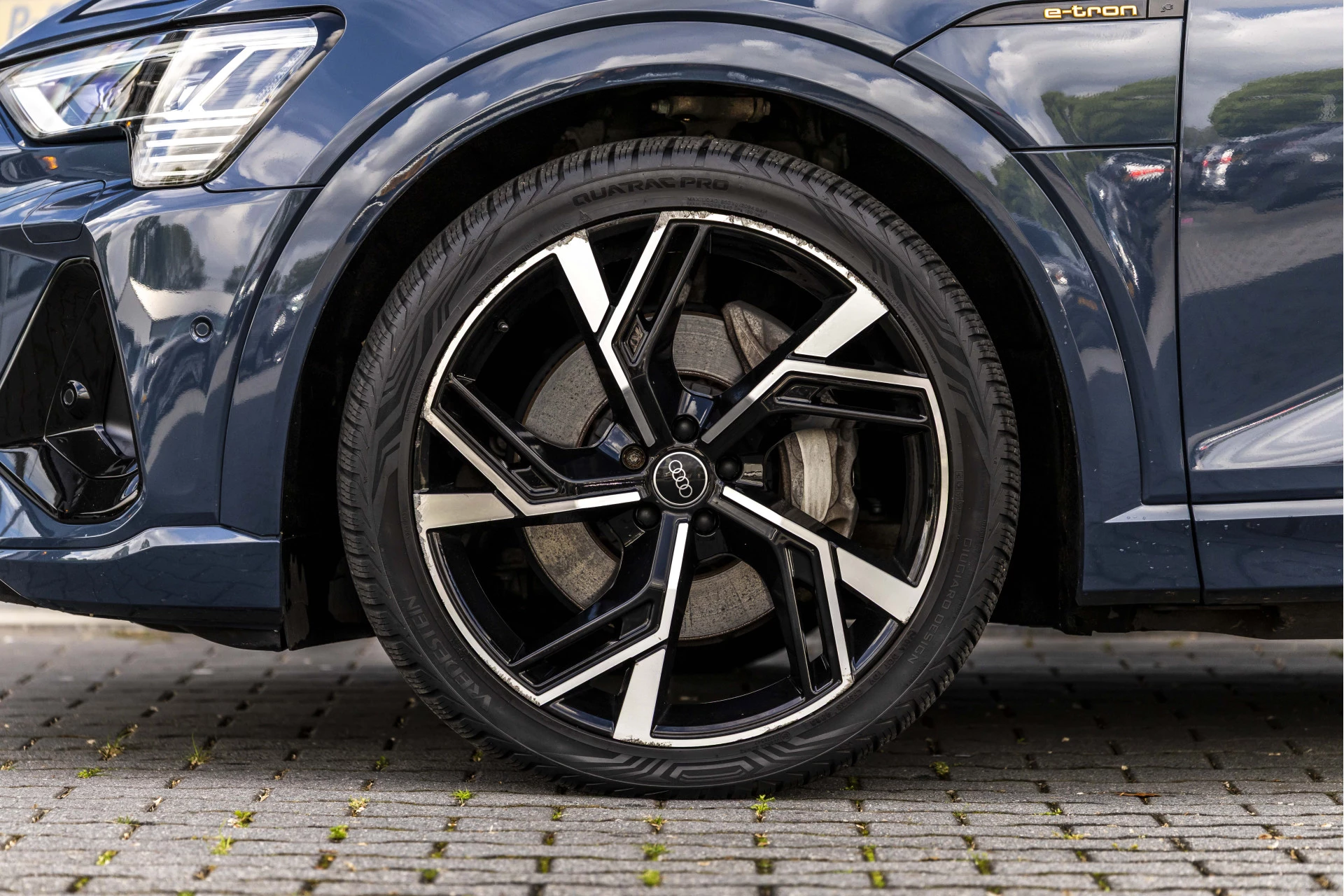 Hoofdafbeelding Audi e-tron