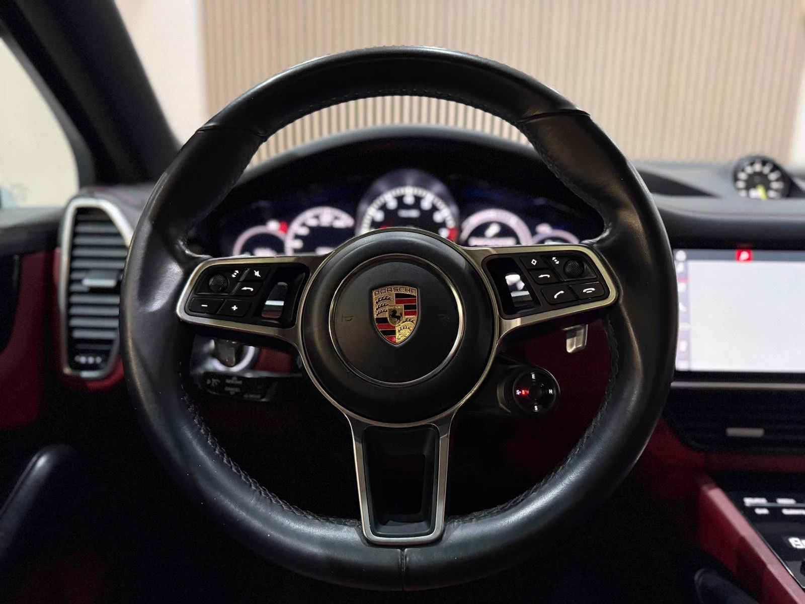 Hoofdafbeelding Porsche Cayenne