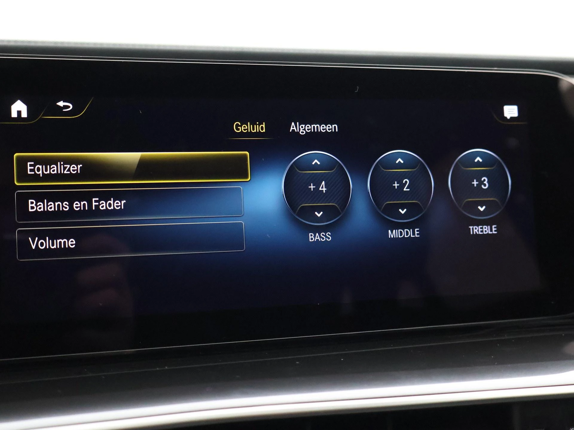 Hoofdafbeelding Mercedes-Benz EQC