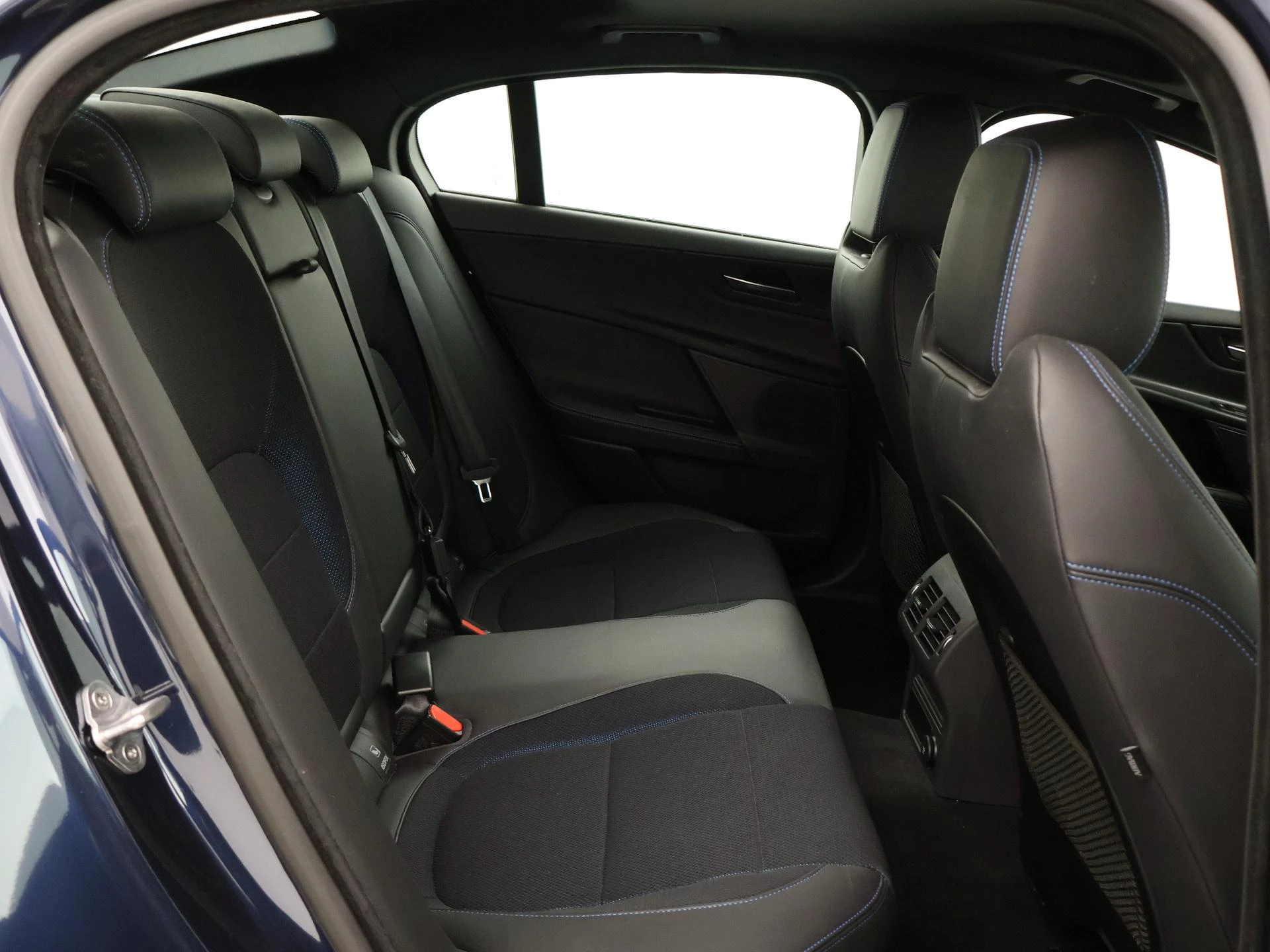 Hoofdafbeelding Jaguar XE