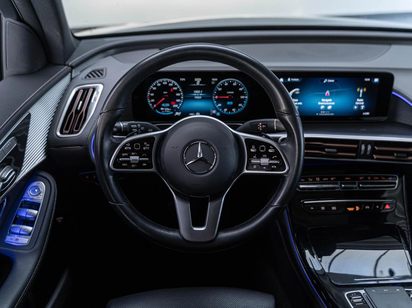 Hoofdafbeelding Mercedes-Benz EQC