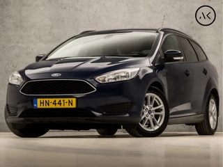 Ford Focus Wagon 1.0 Sport (GROOT NAVI, TREKHAAK, GETINT GLAS, SPORTSTOELEN, LM VELGEN, CRUISE, PARKEERSENSOREN, NIEUWE APK, NIEUWSTAAT)