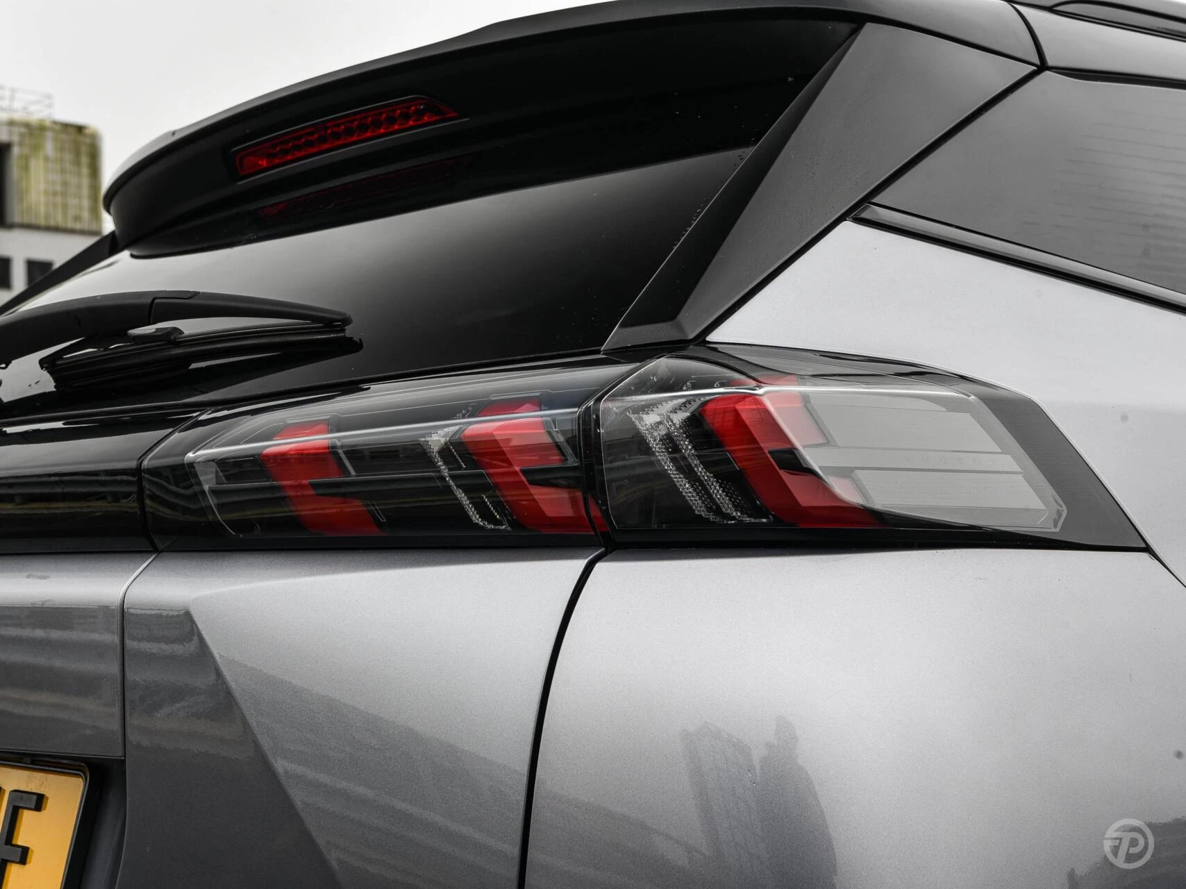 Hoofdafbeelding Peugeot e-2008