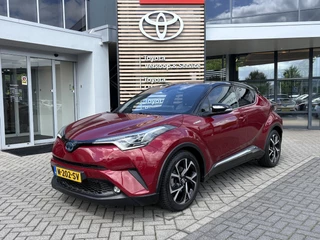 Toyota C-HR 1.8 Hybrid Business Intro LEDEREN BEKLEDING PARKEERSENSOREN EN CAMERA