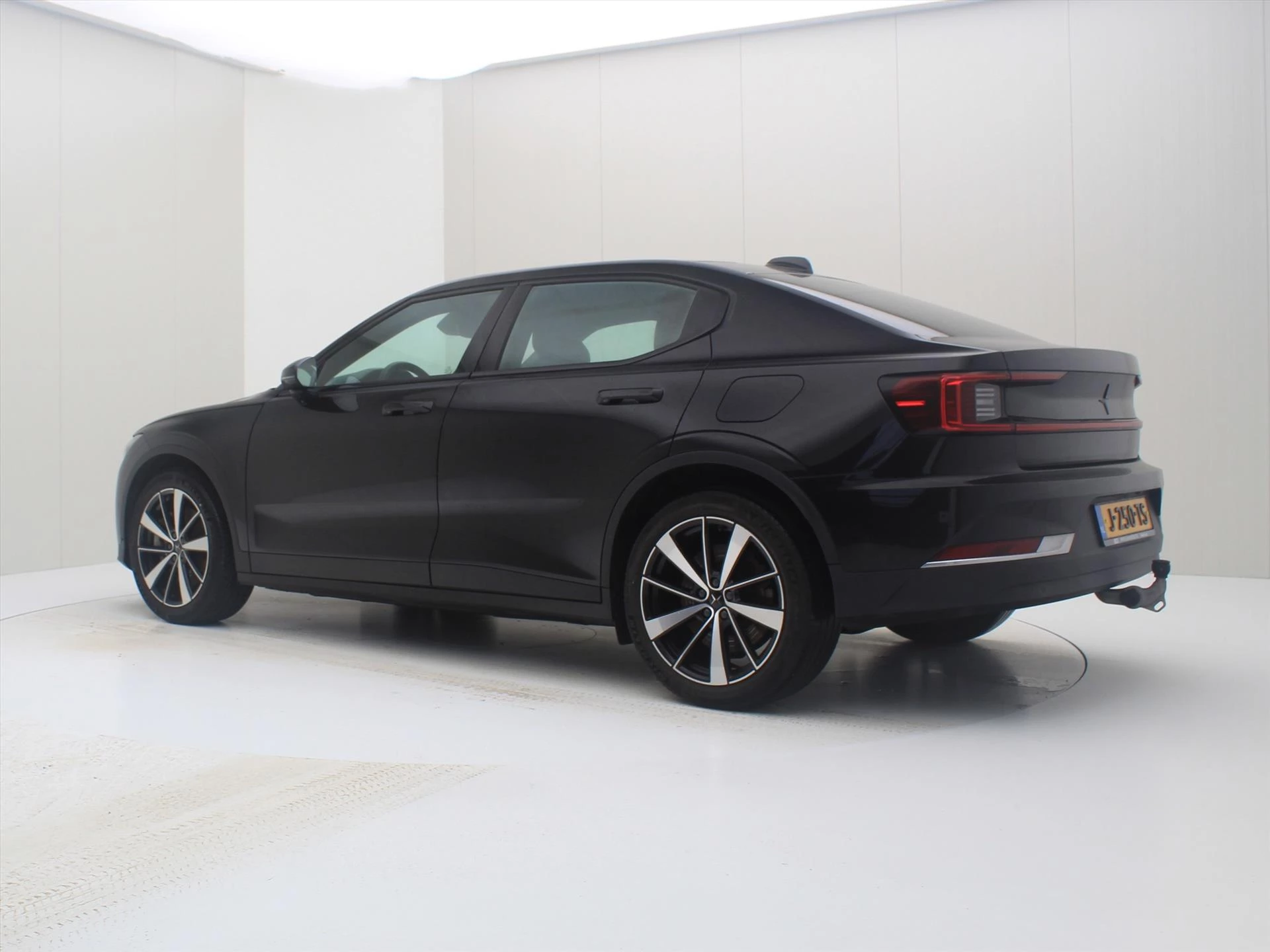 Hoofdafbeelding Polestar 2