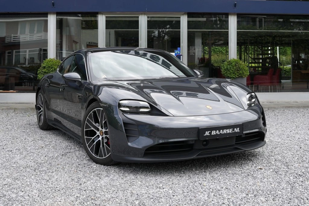 Hoofdafbeelding Porsche Taycan