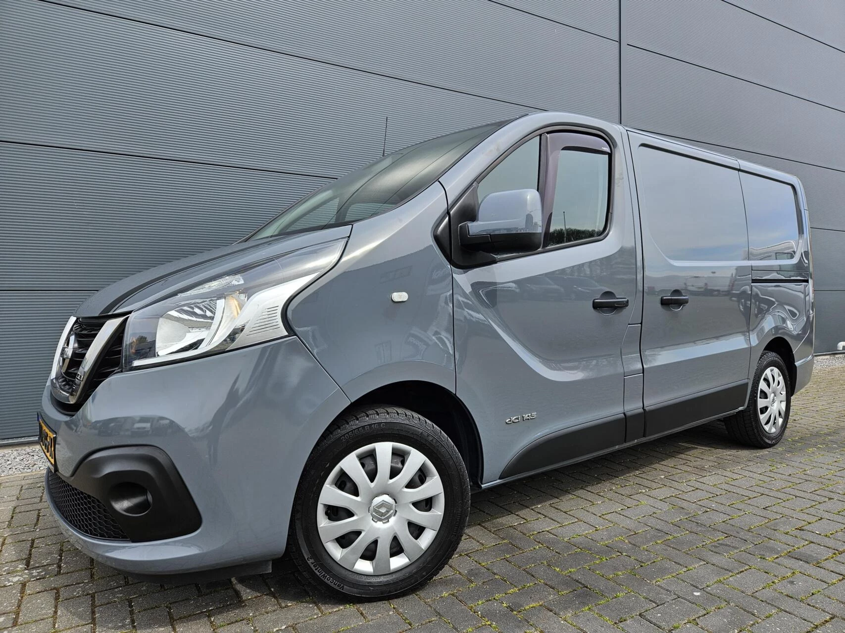 Hoofdafbeelding Nissan NV300