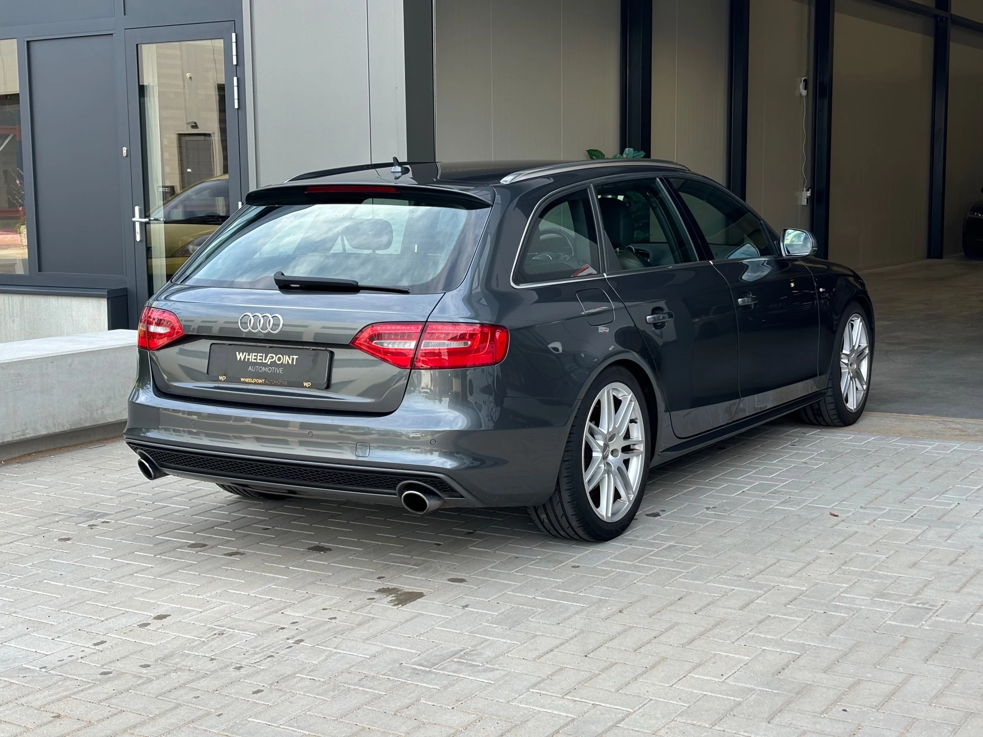 Hoofdafbeelding Audi A4