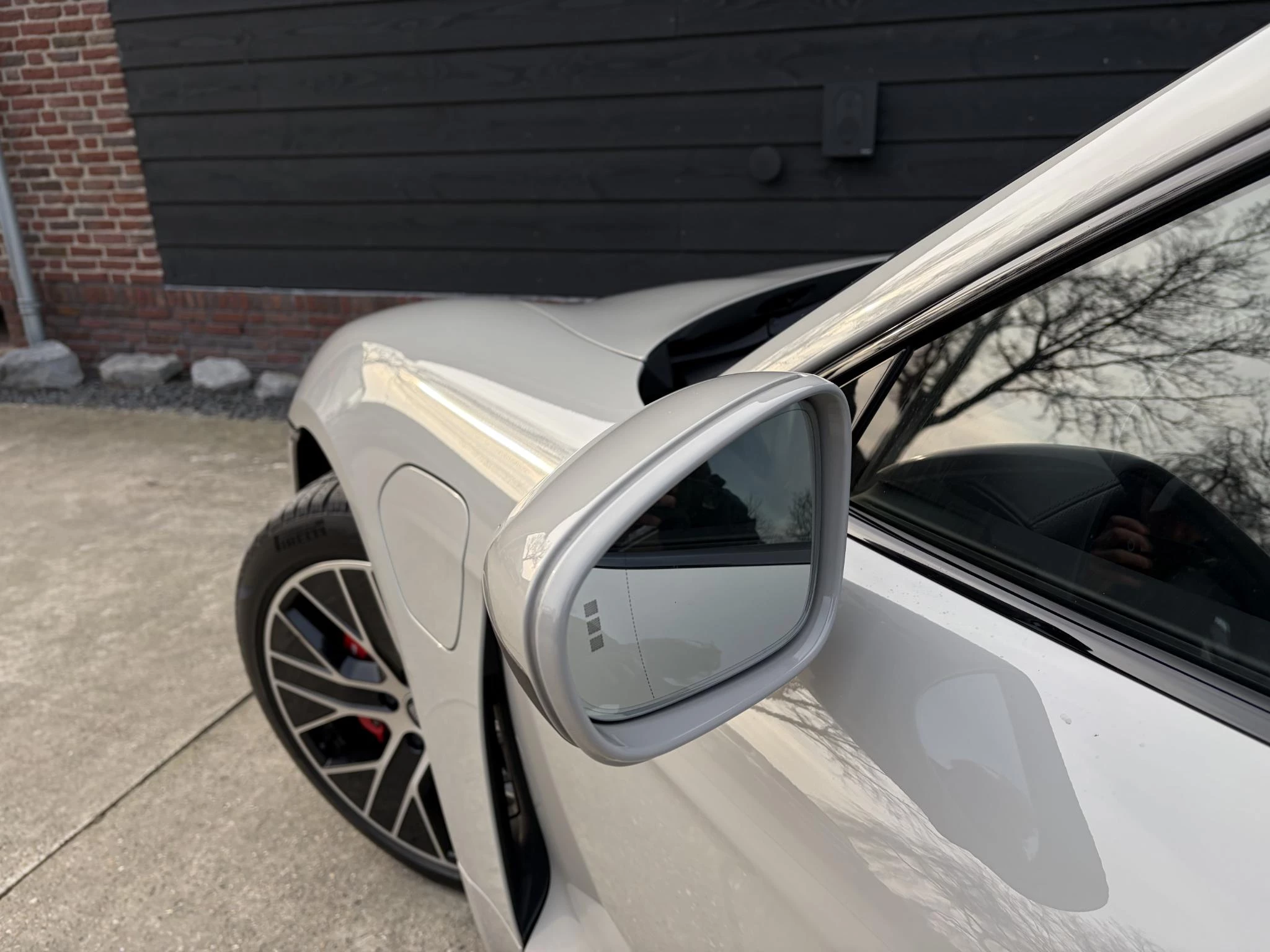 Hoofdafbeelding Porsche Taycan