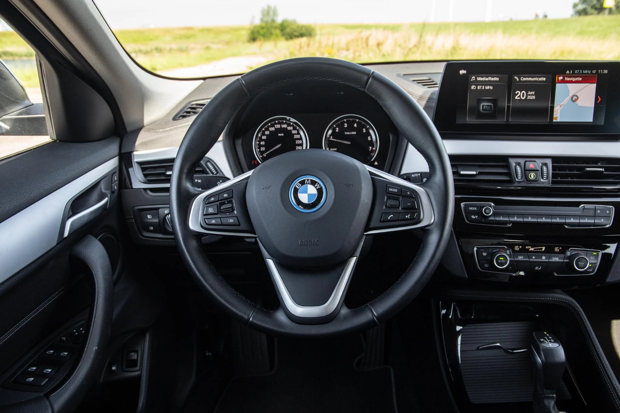 Hoofdafbeelding BMW X2